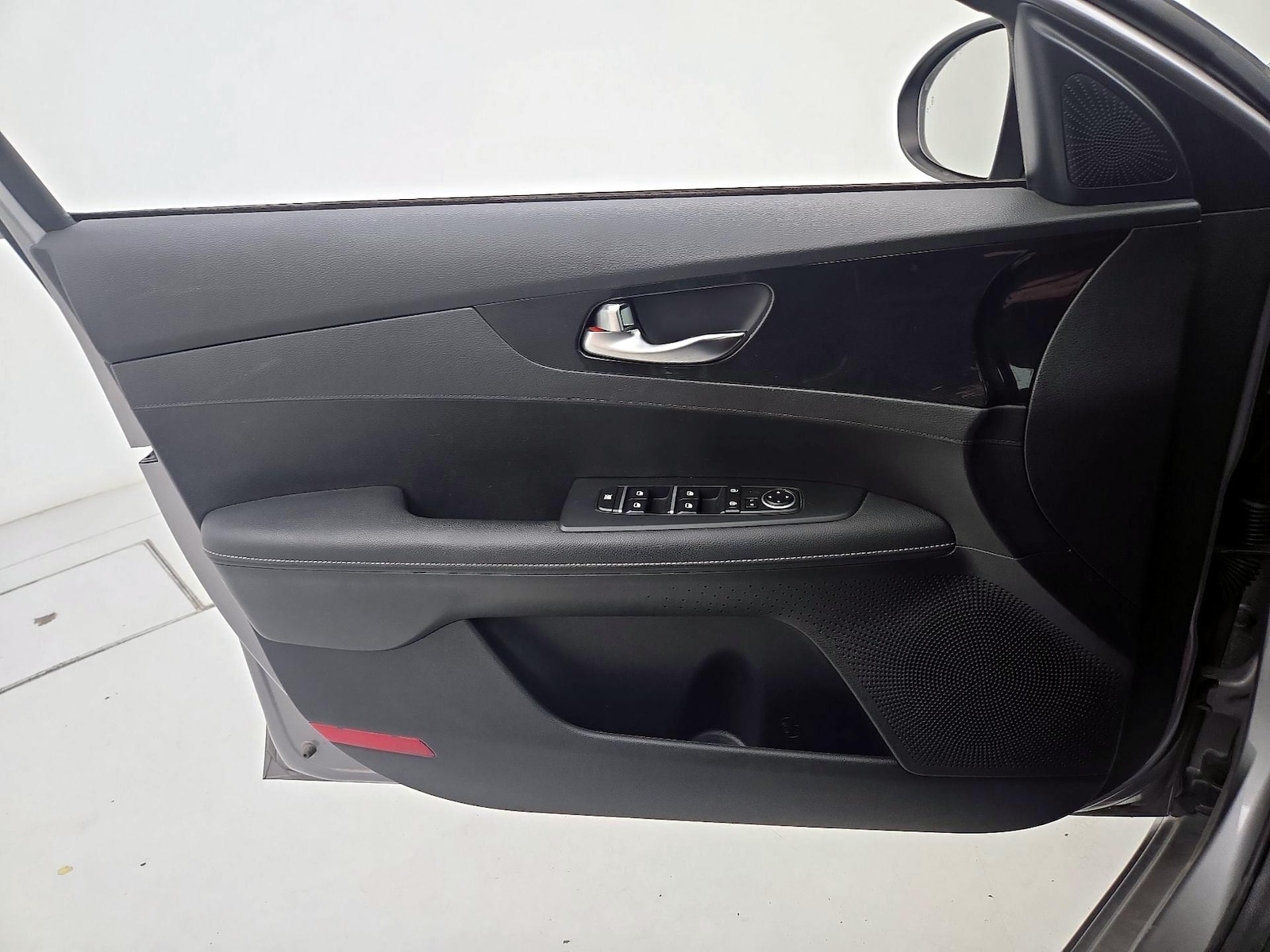 2023 Kia Forte GT-Line - Photo 13