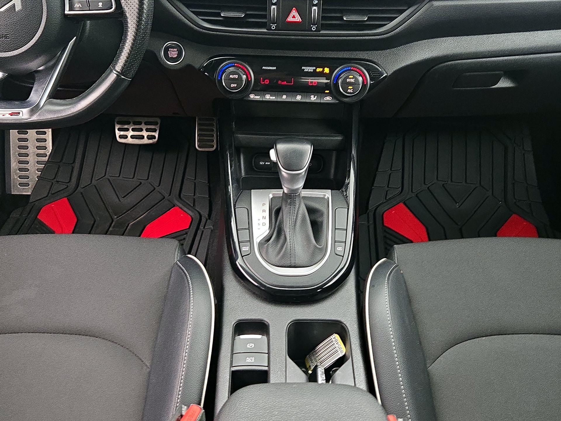 Thumbnail: 2023 Kia Forte - 18