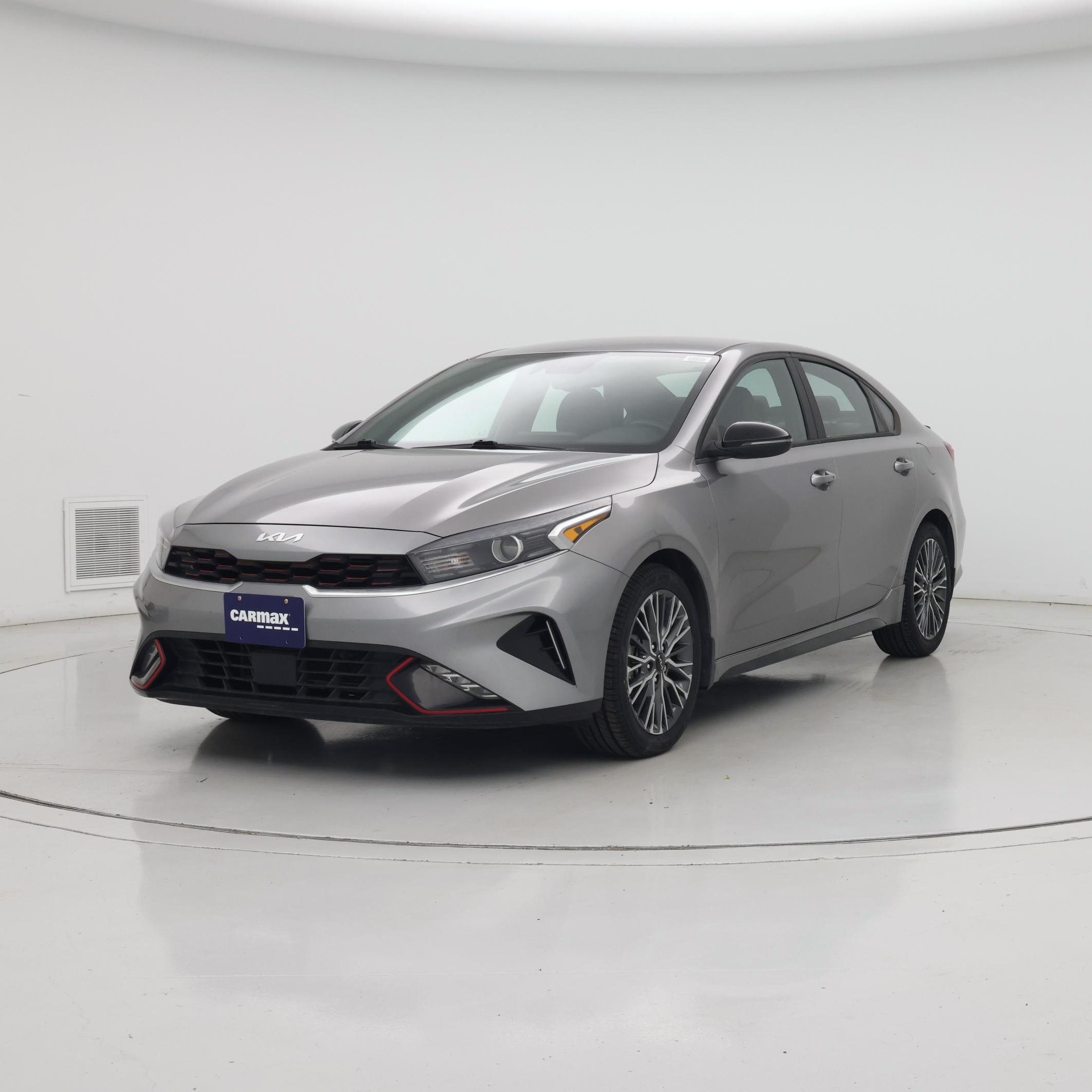 Thumbnail: 2023 Kia Forte - 4