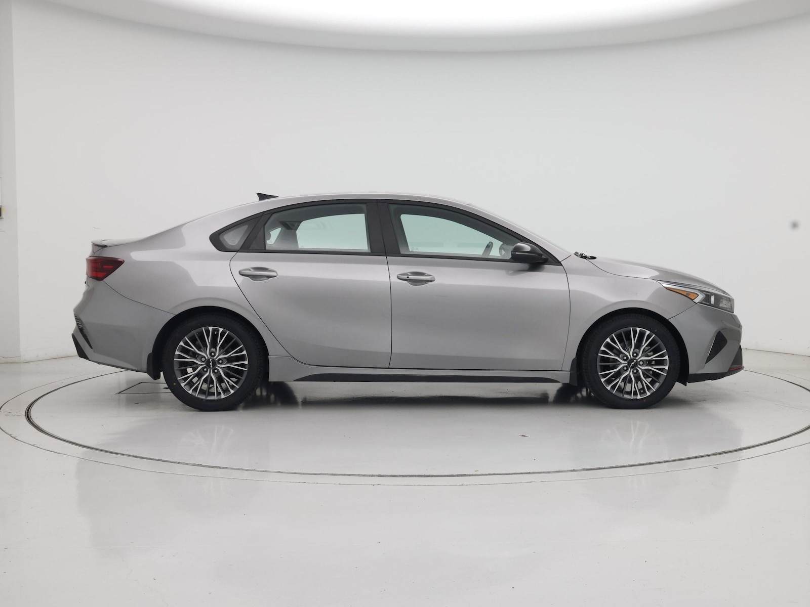 2023 Kia Forte GT-Line - Photo 8