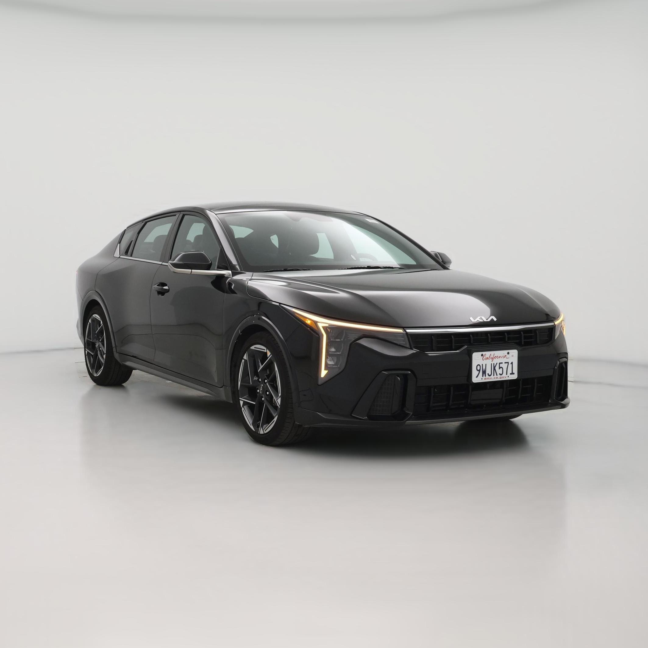 Thumbnail: 2025 Kia K4 - 1