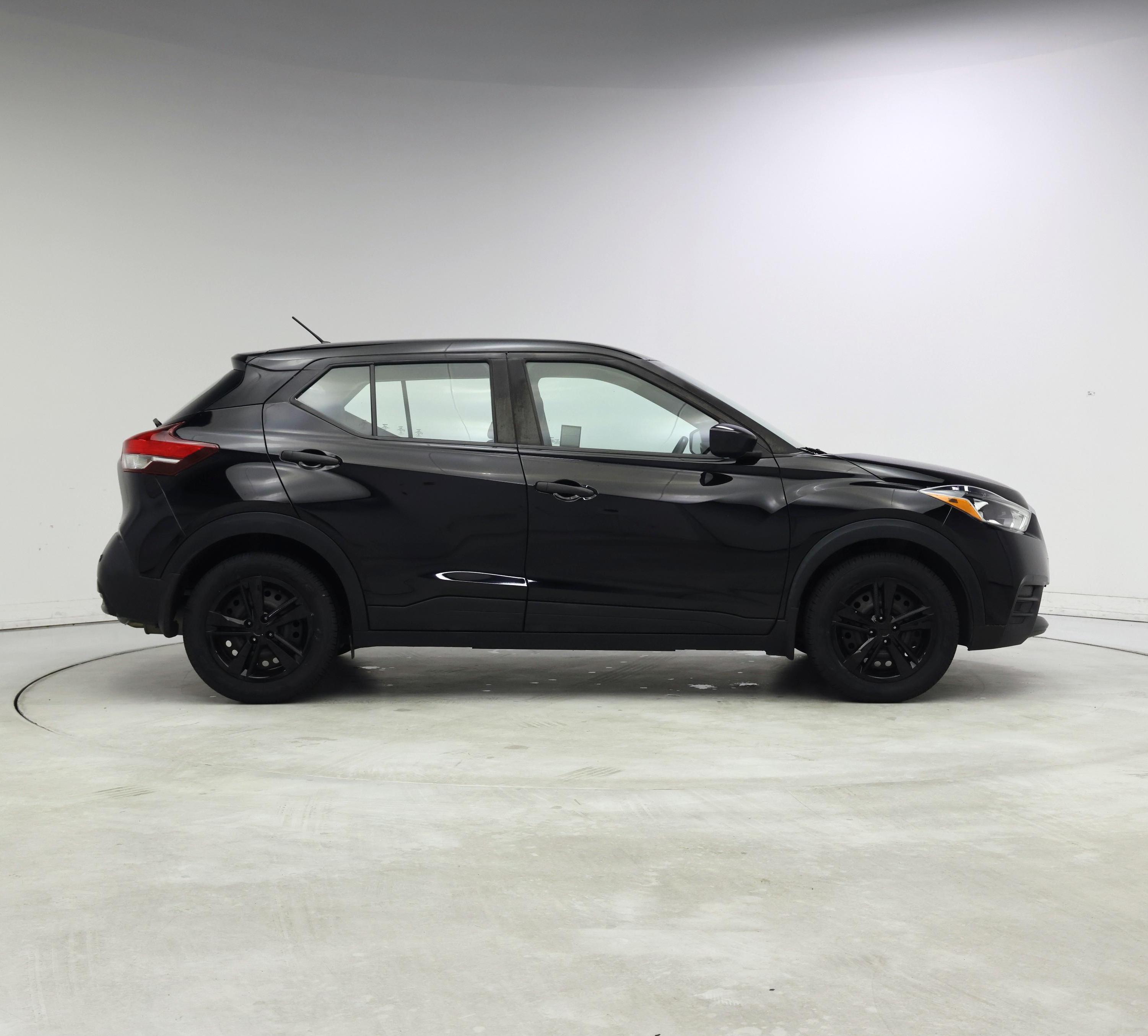 Thumbnail: 2020 Nissan Kicks - 7