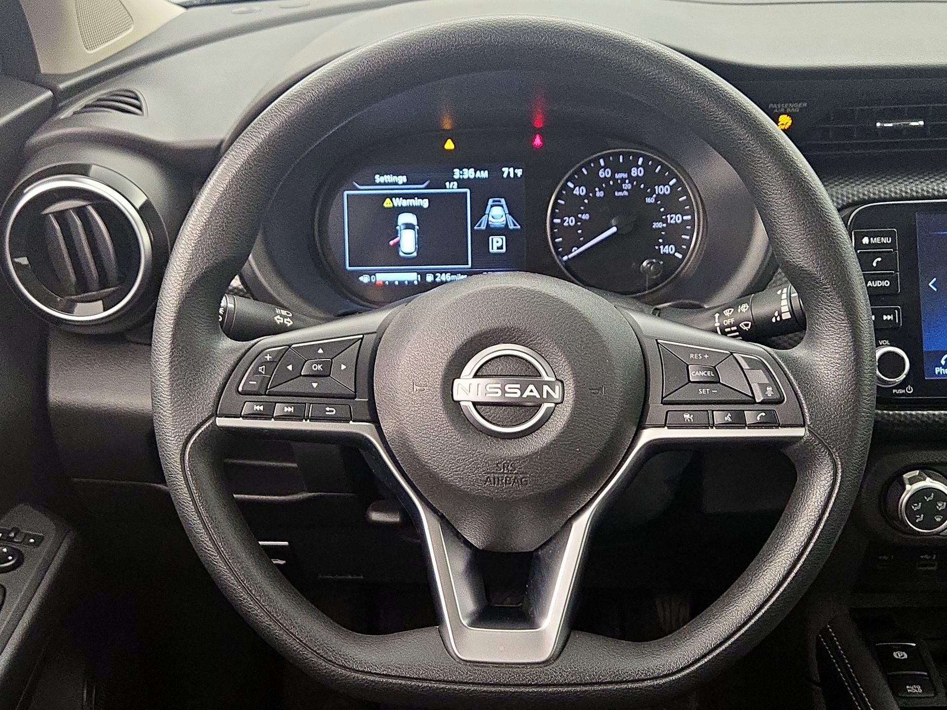 Thumbnail: 2023 Nissan Kicks - 10