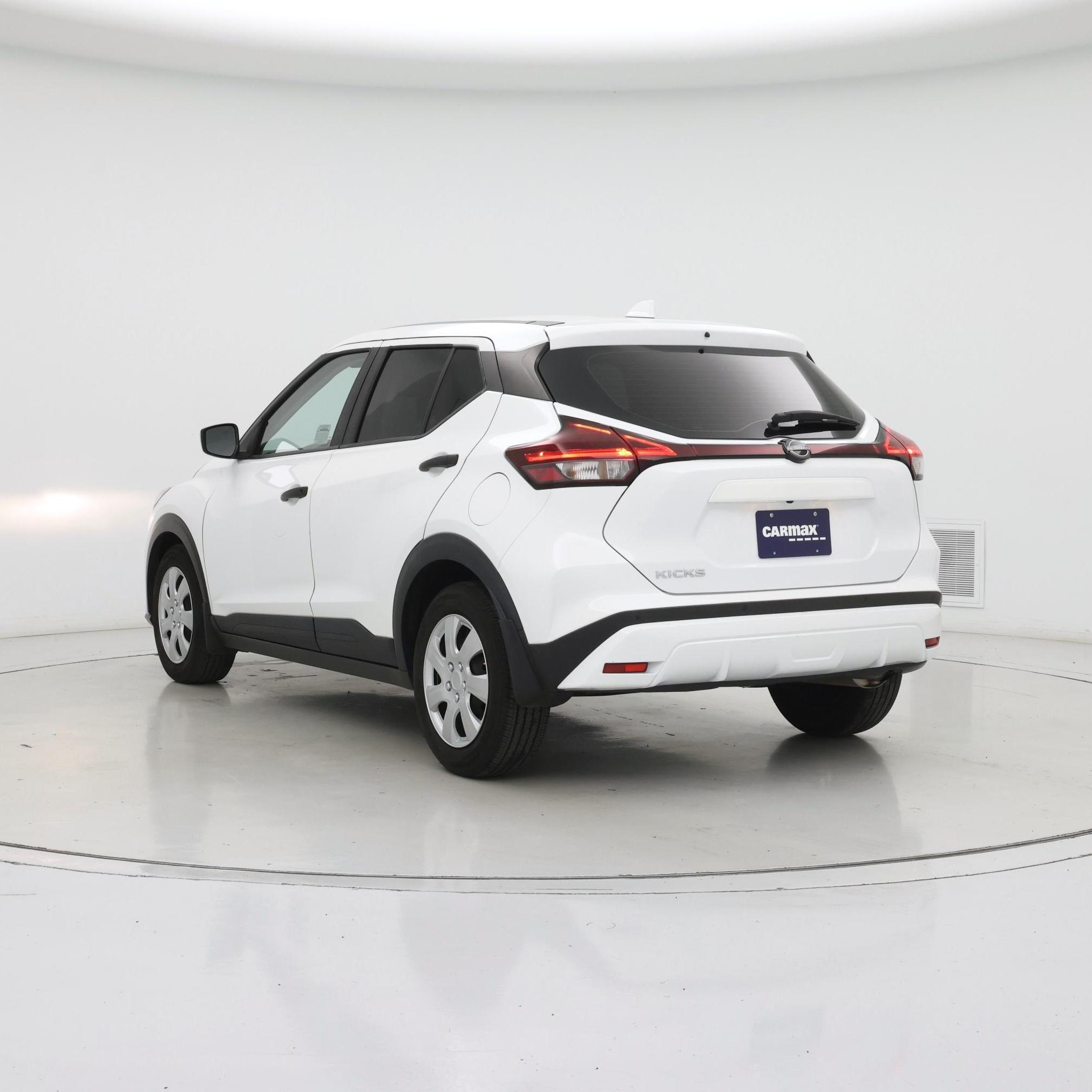 Thumbnail: 2024 Nissan Kicks - 2