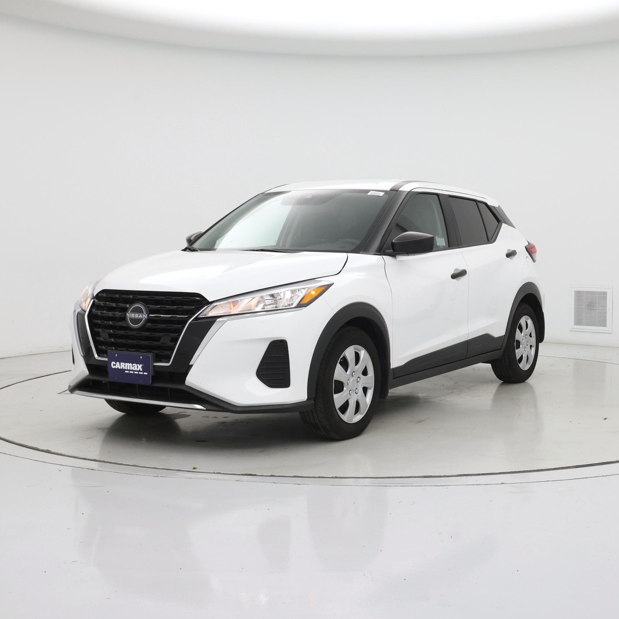 Thumbnail: 2024 Nissan Kicks - 4