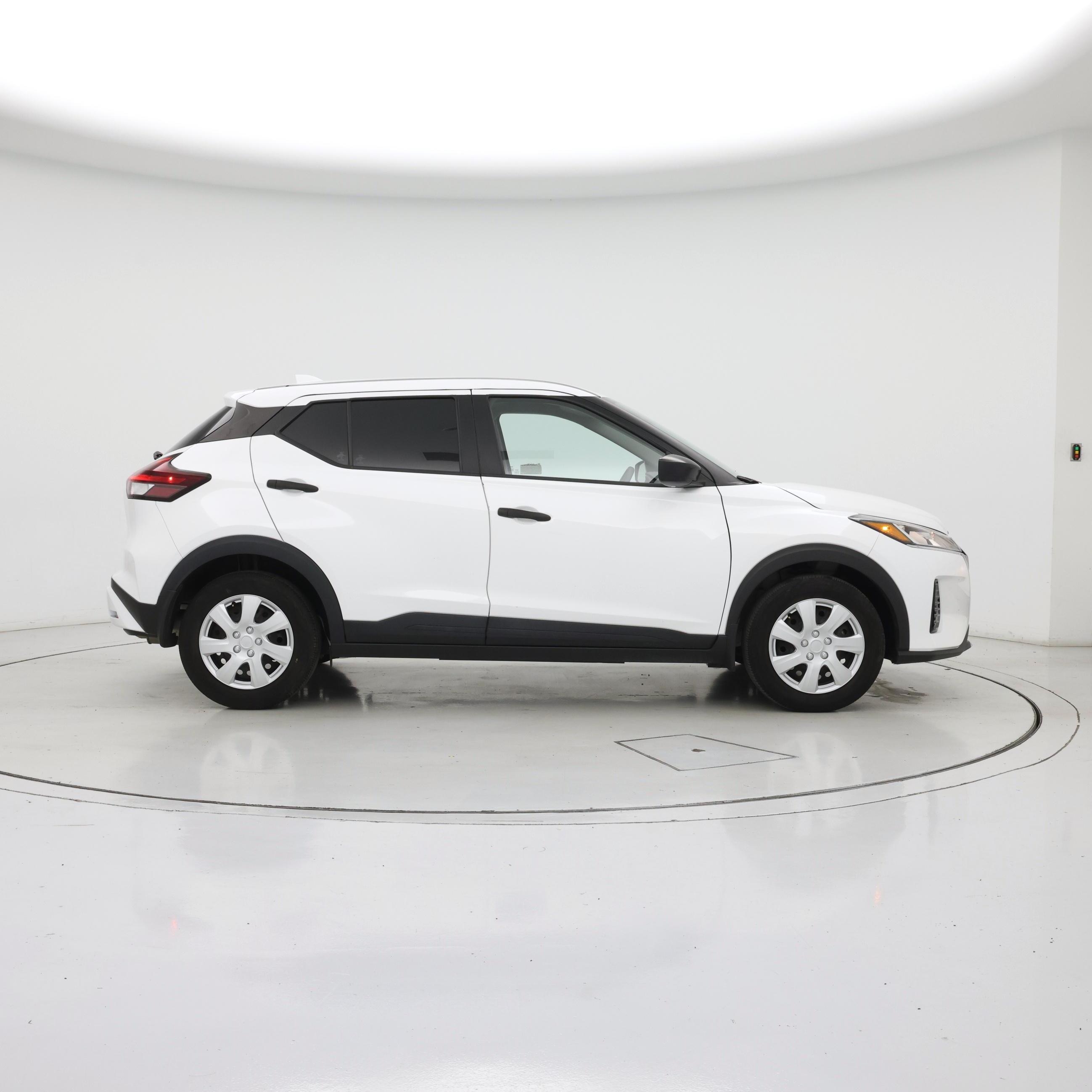 Thumbnail: 2024 Nissan Kicks - 7