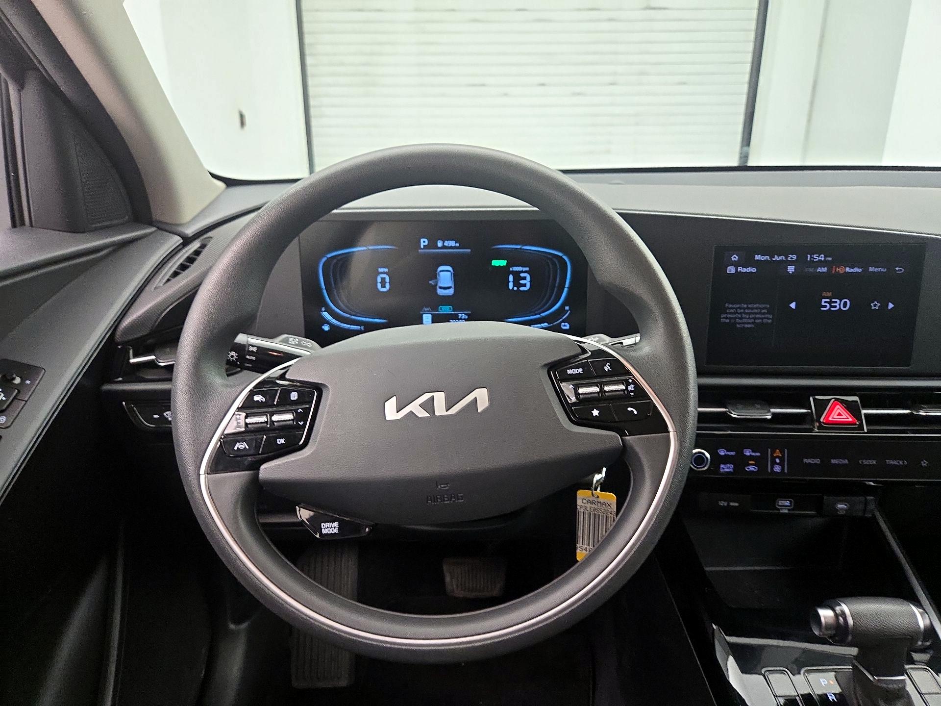 Thumbnail: 2025 Kia Niro - 10