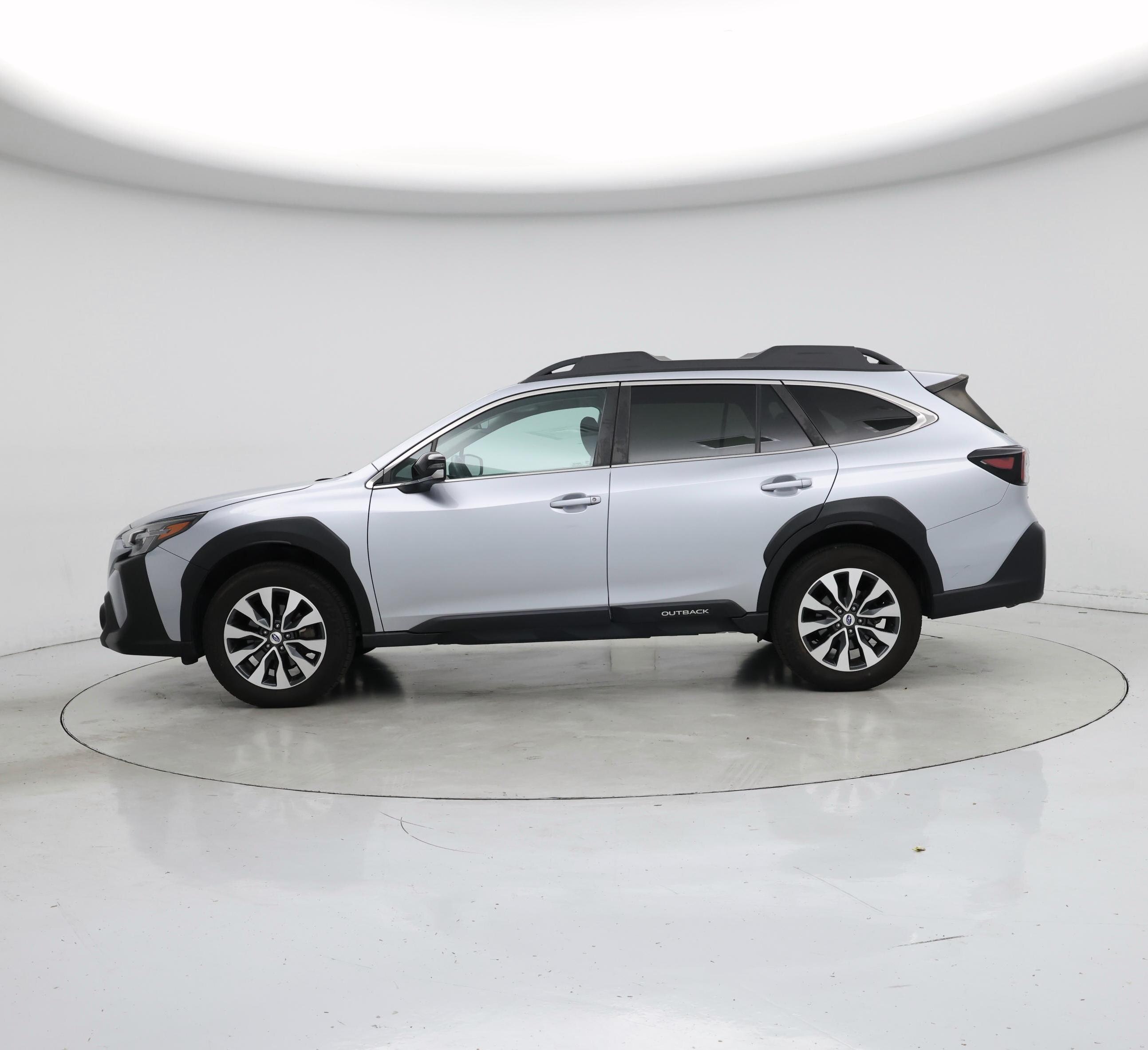 Thumbnail: 2023 Subaru Outback - 3