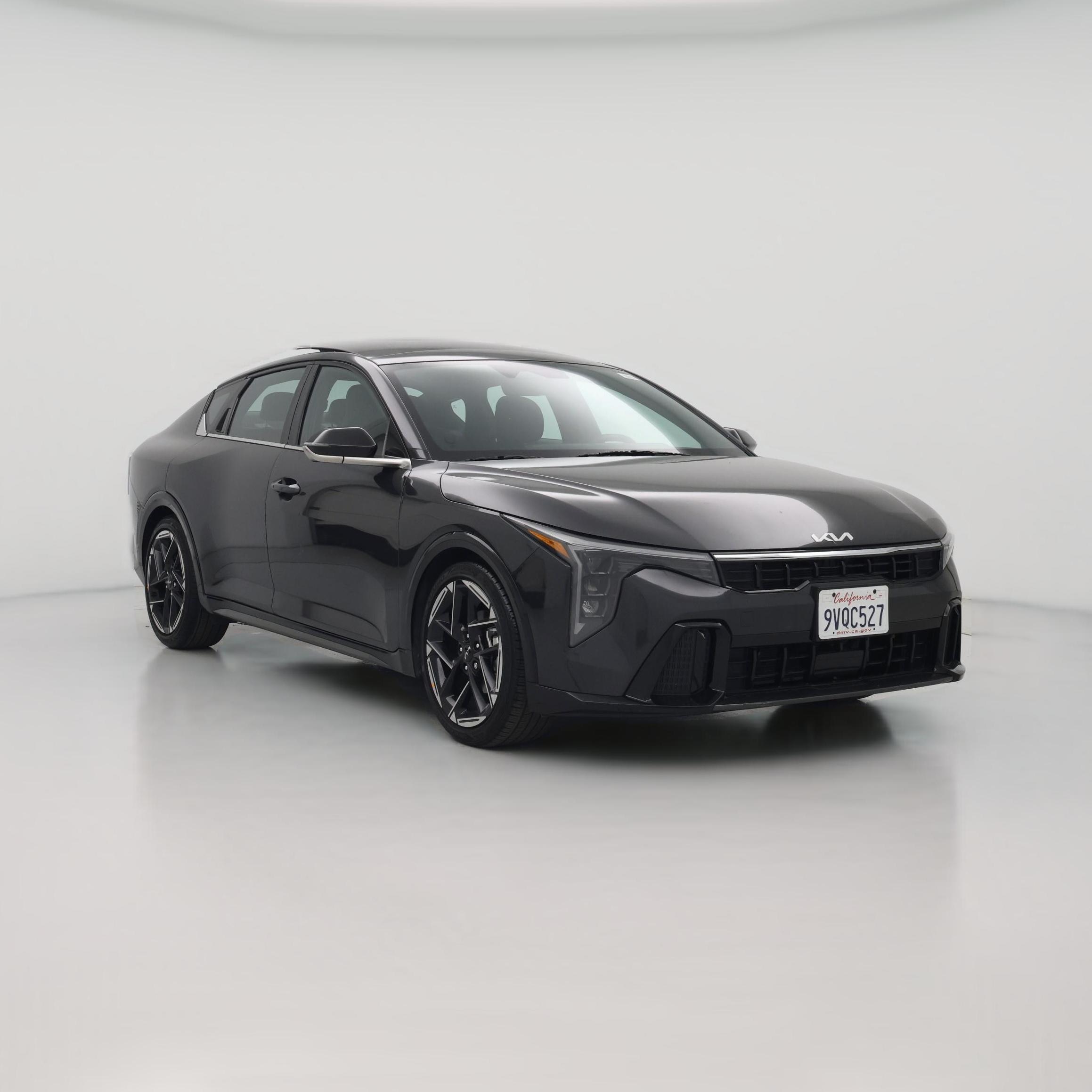 Thumbnail: 2025 Kia K4 - 1