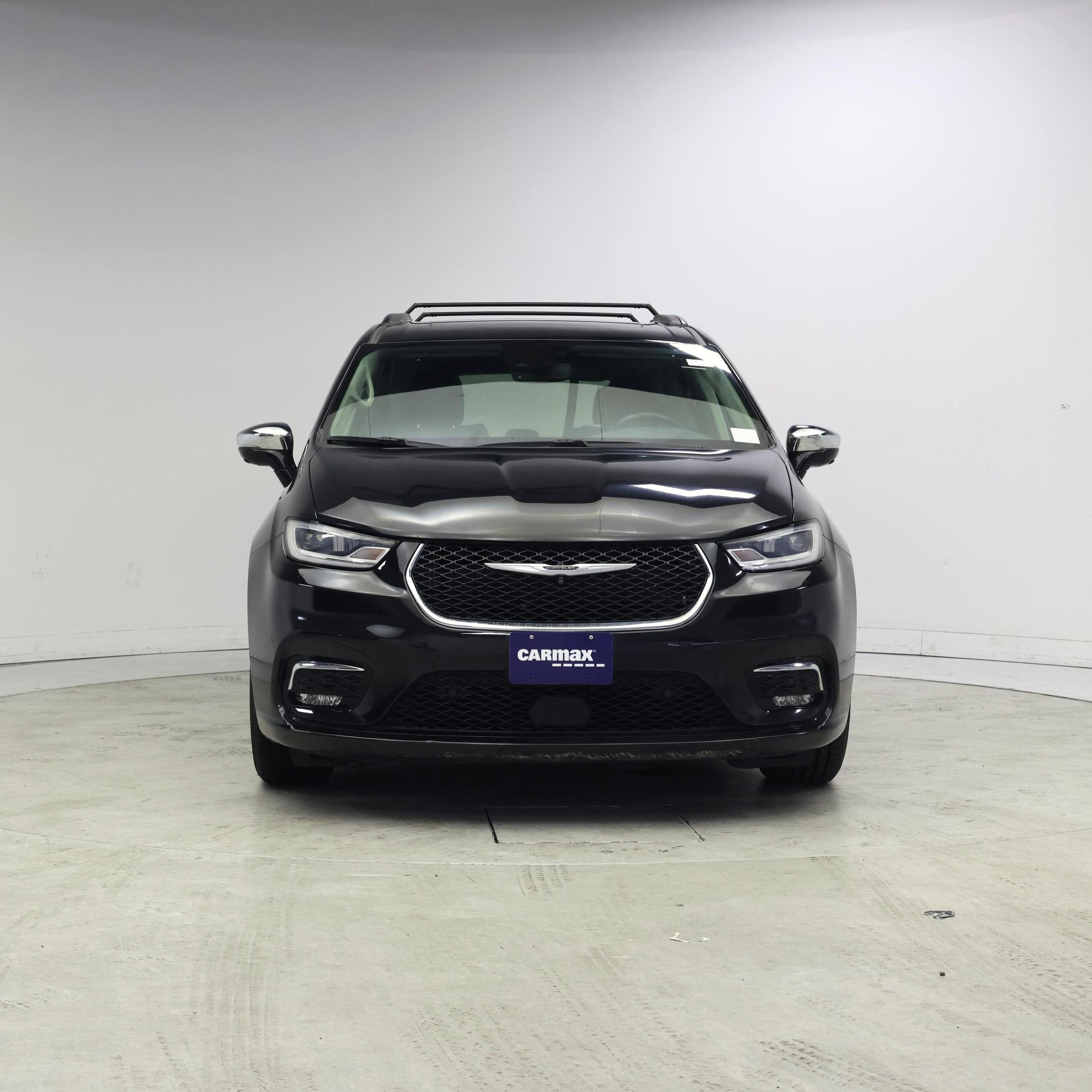 Thumbnail: 2022 Chrysler Pacifica - 5