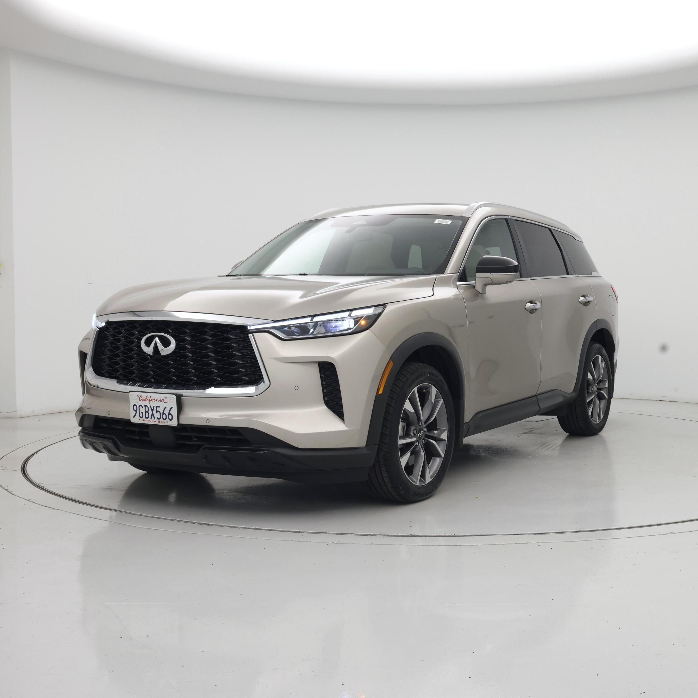 Thumbnail: 2023 INFINITI QX60 - 4