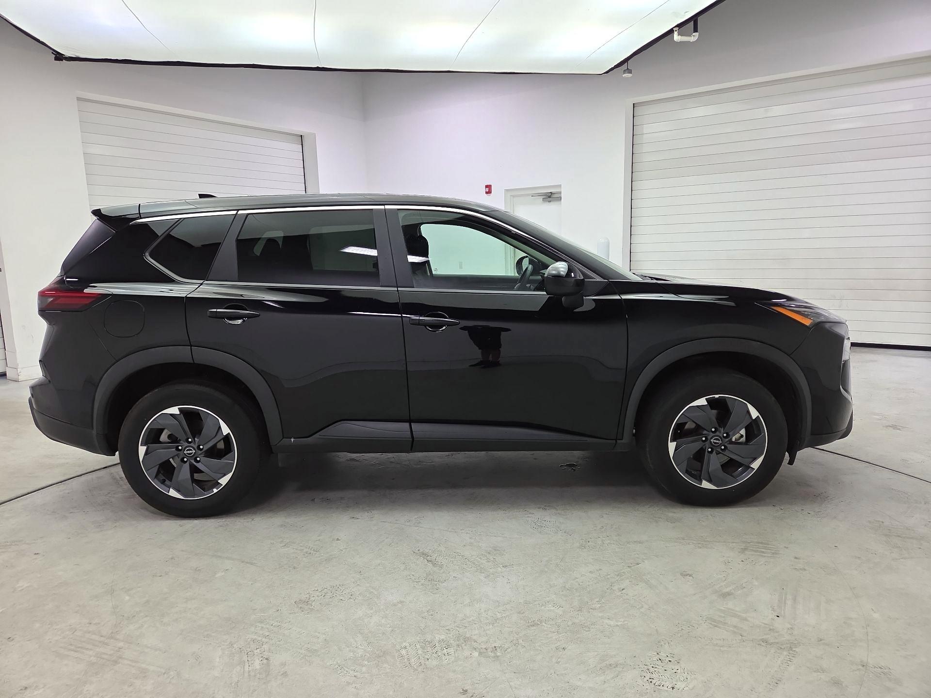 Thumbnail: 2025 Nissan Rogue - 4