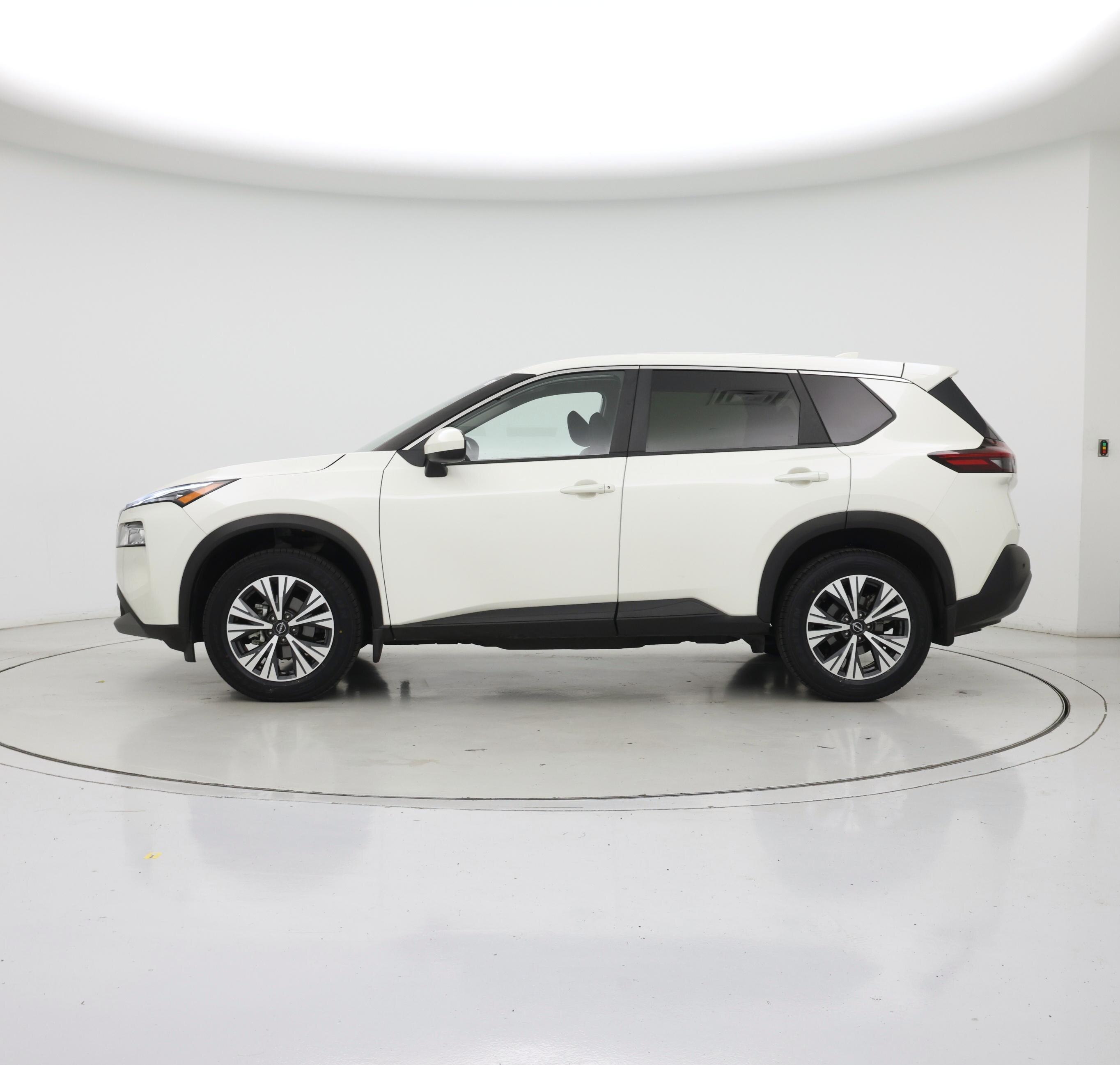 Thumbnail: 2023 Nissan Rogue - 3
