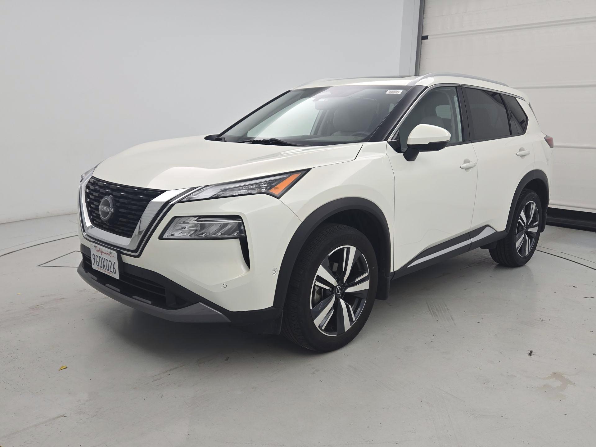 Thumbnail: 2023 Nissan Rogue - 3