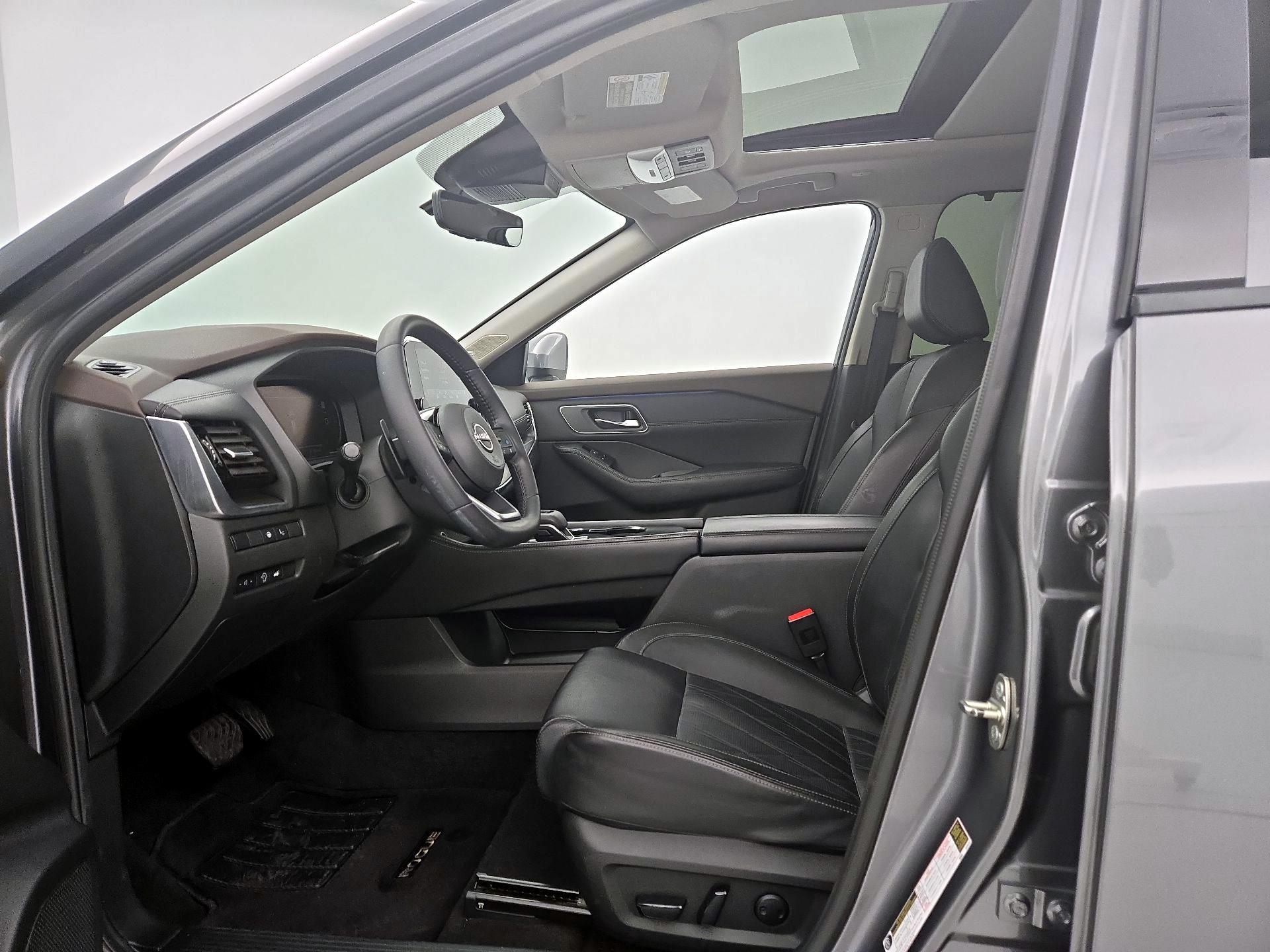 Thumbnail: 2023 Nissan Rogue - 11