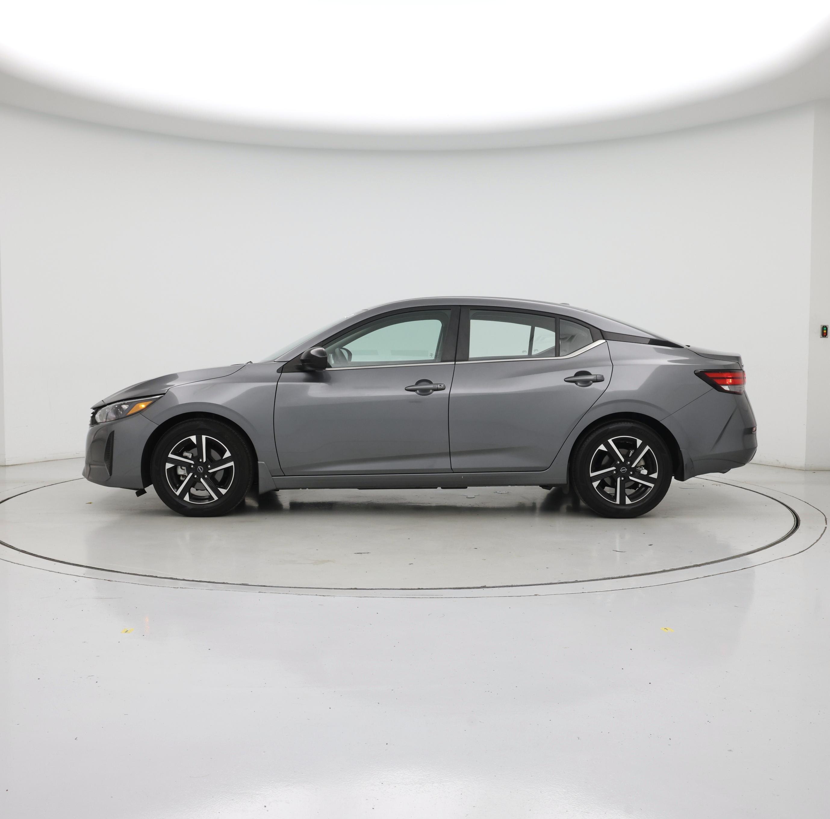 Thumbnail: 2024 Nissan Sentra - 3