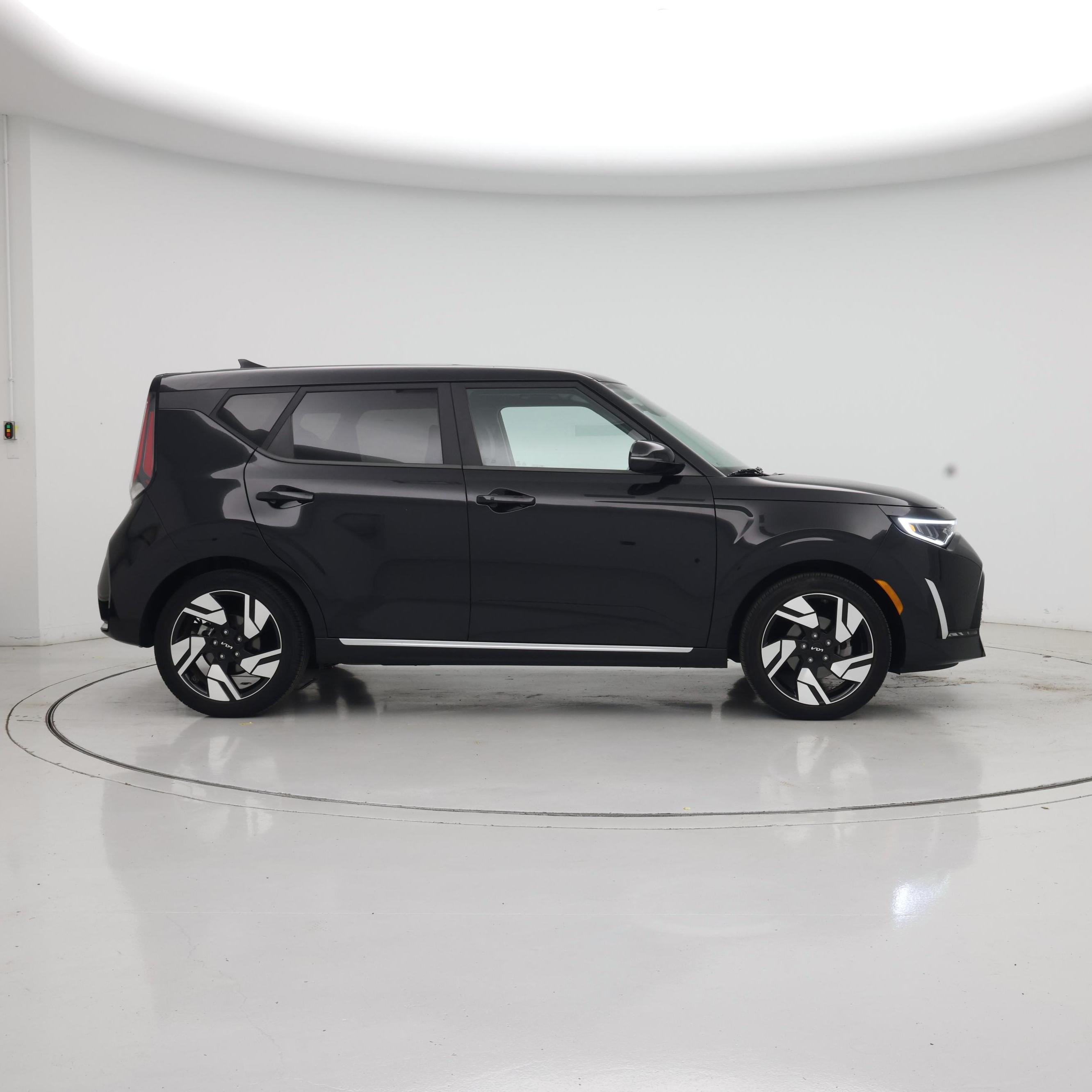 Thumbnail: 2023 Kia Soul - 7