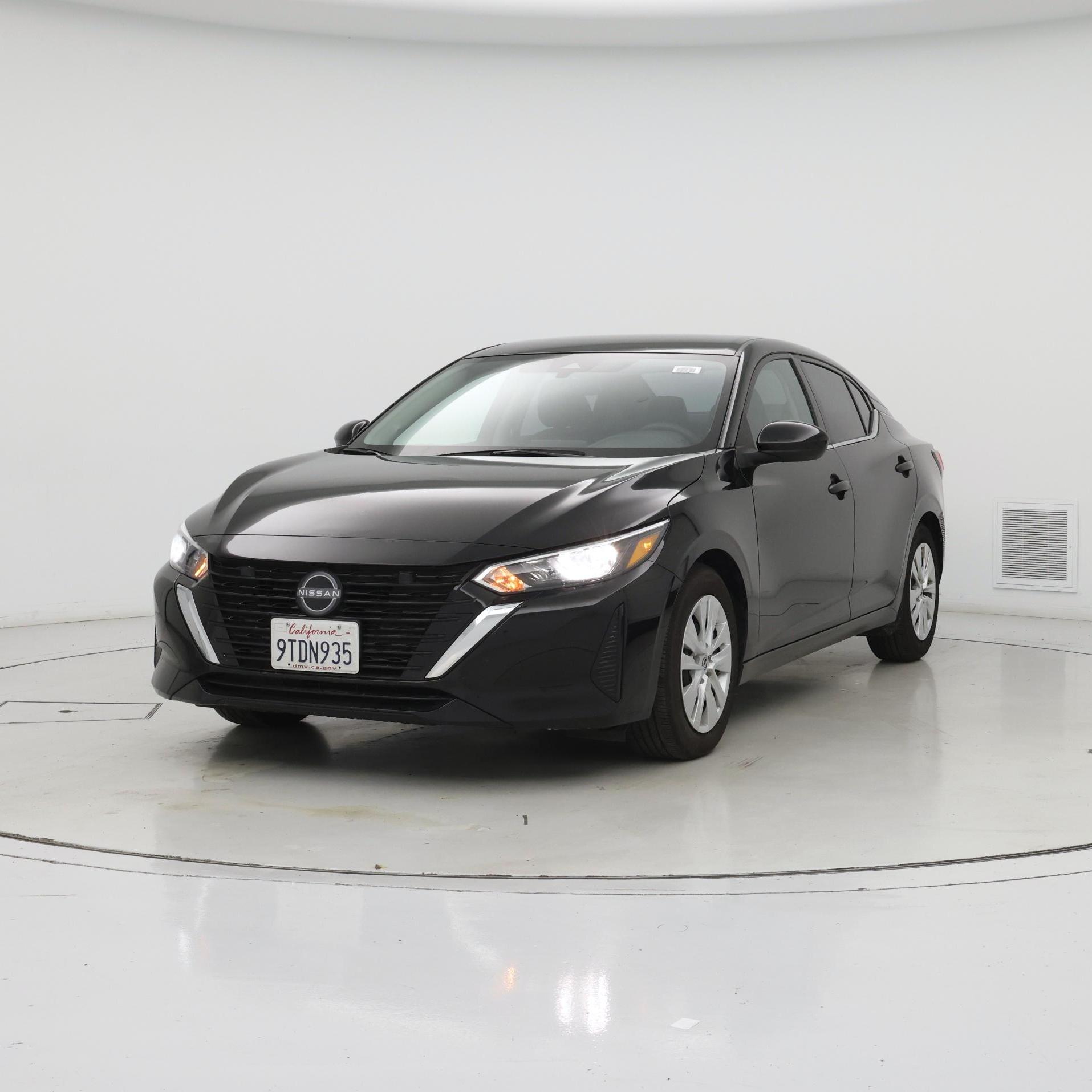Thumbnail: 2025 Nissan Sentra - 4
