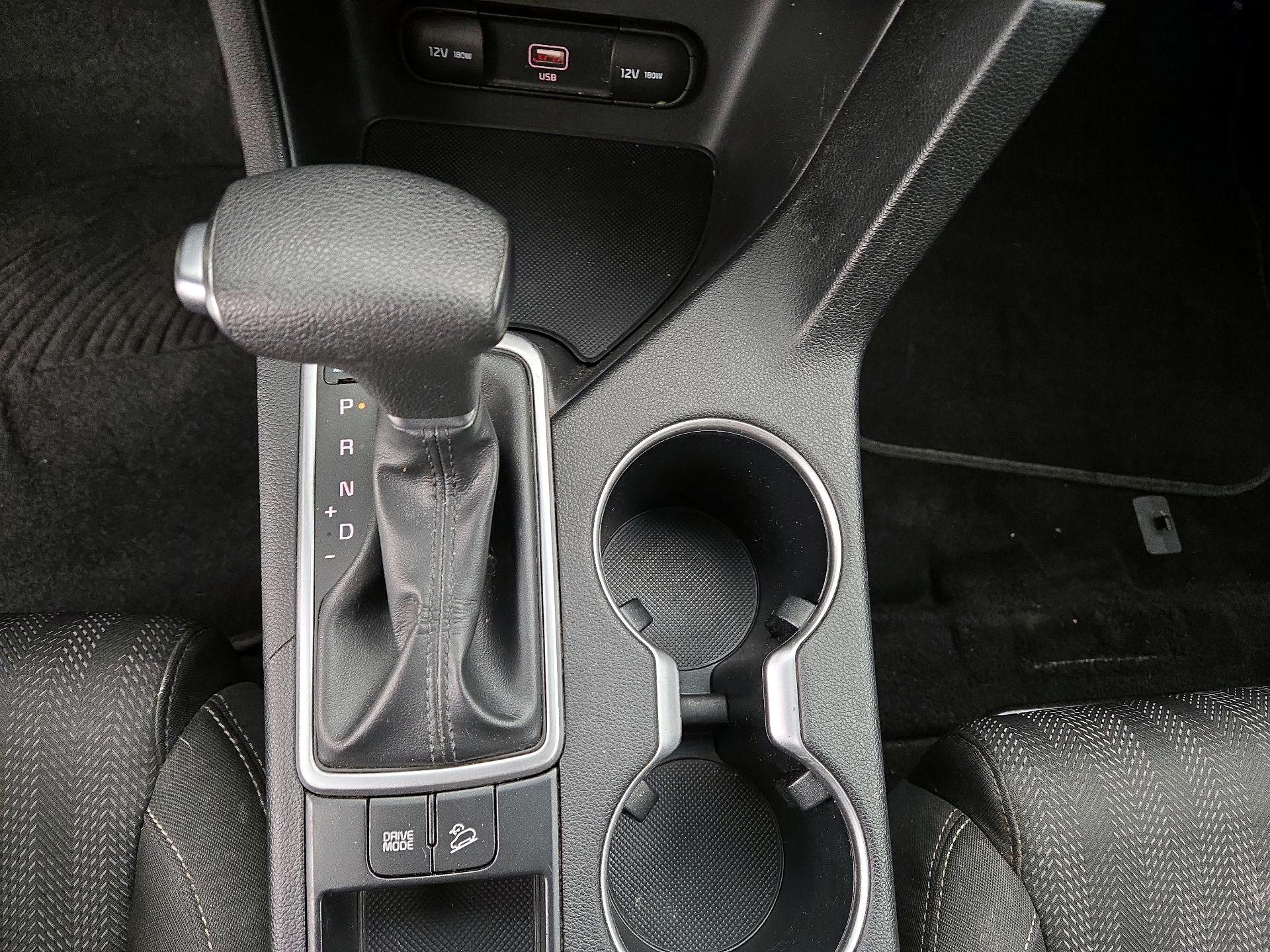 Thumbnail: 2020 Kia Sportage - 17