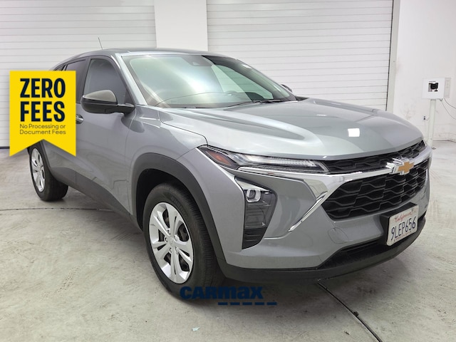 Gray 2024 Chevrolet Trax LS FWD SUV / Crossover Front-Wheel Drive Automatic