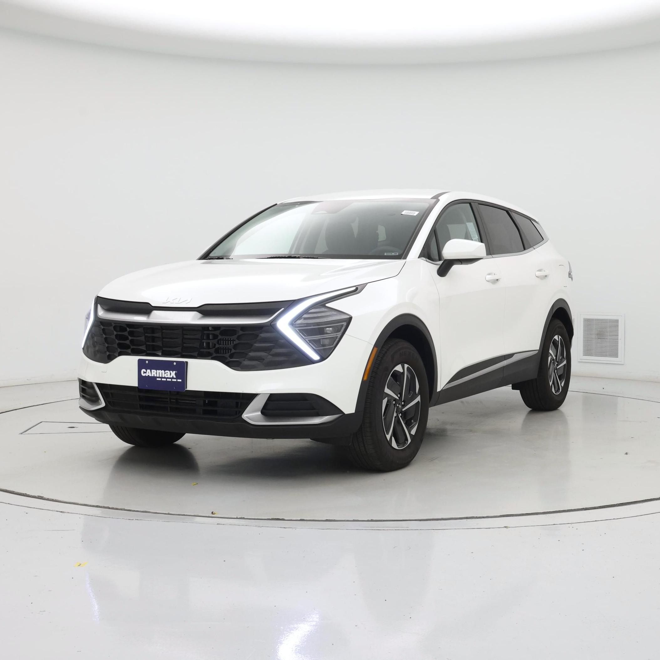 Thumbnail: 2025 Kia Sportage - 4