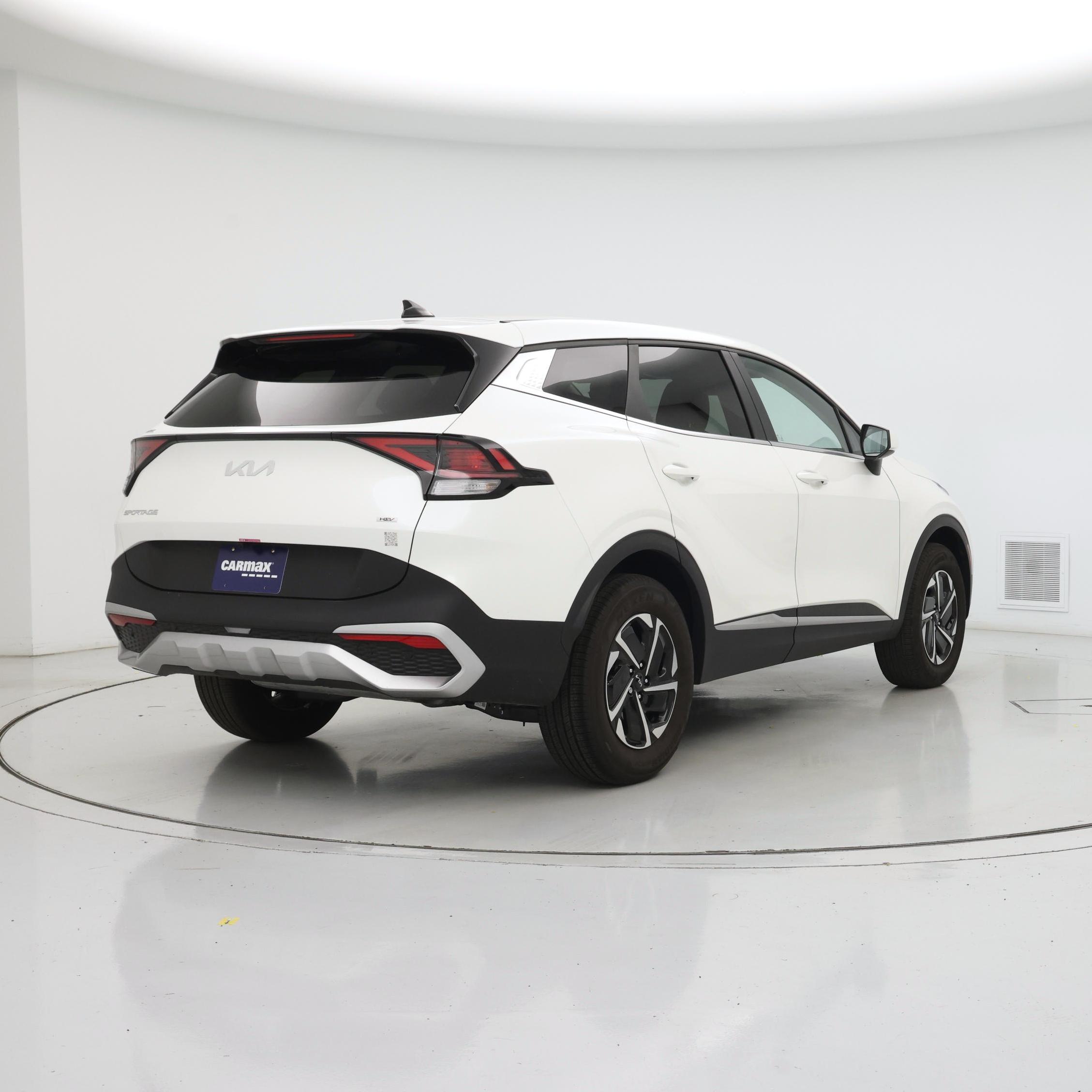 Thumbnail: 2025 Kia Sportage - 8