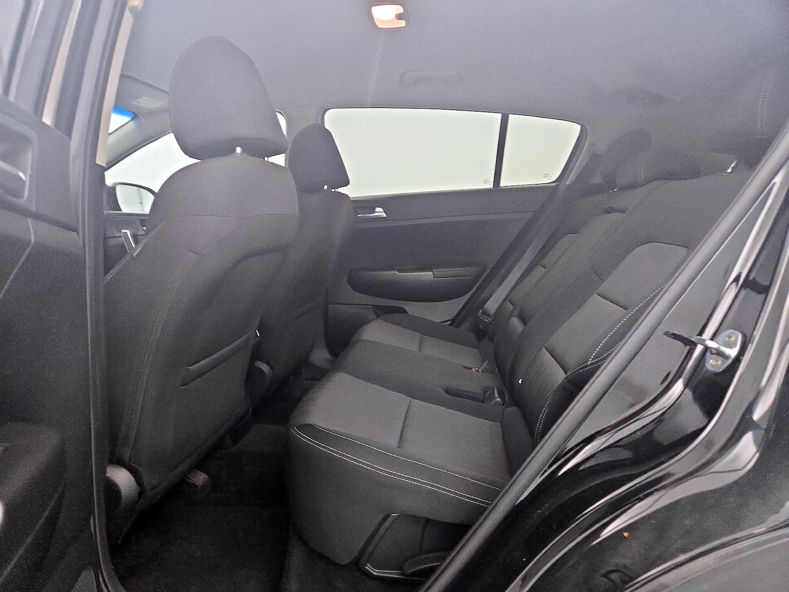 2022 Kia Sportage LX - Photo 20