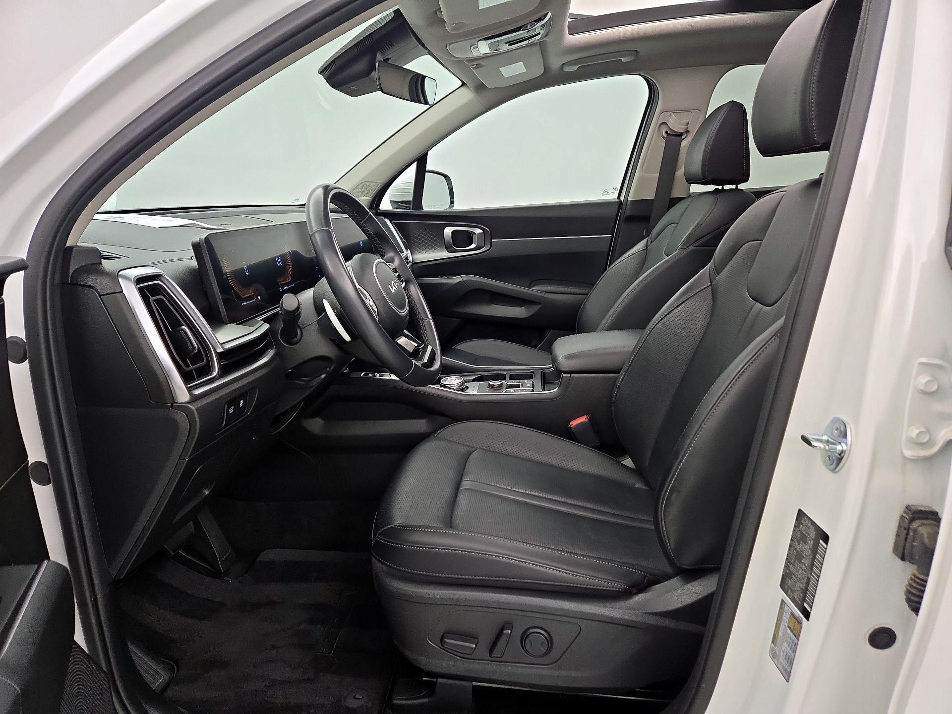 Thumbnail: 2025 Kia Sorento - 11