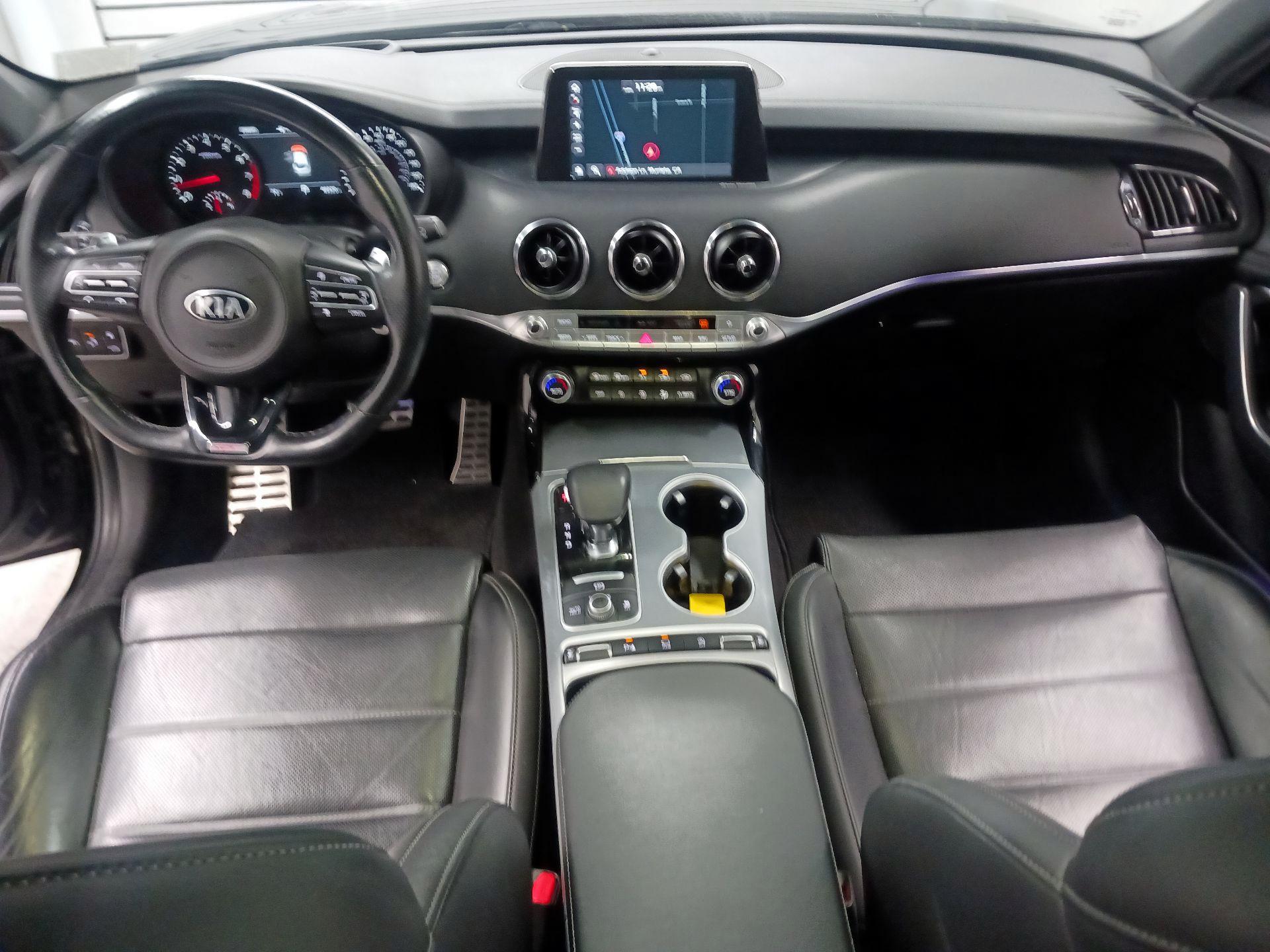 Thumbnail: 2021 Kia Stinger - 9