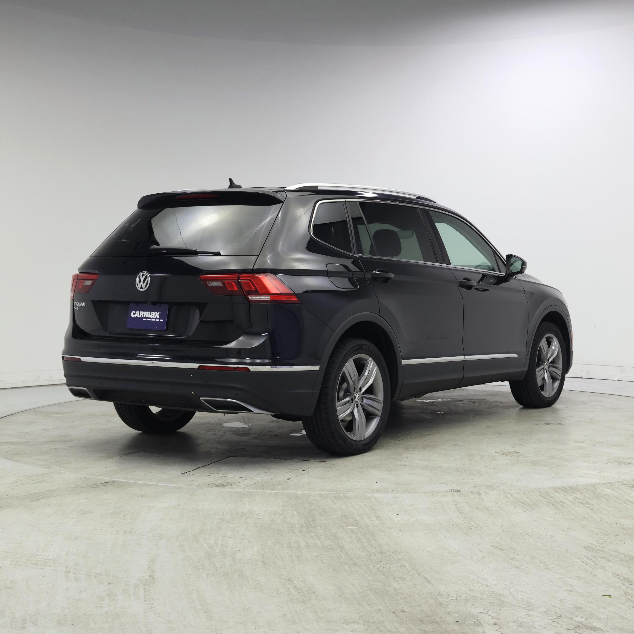 Thumbnail: 2020 Volkswagen Tiguan - 8