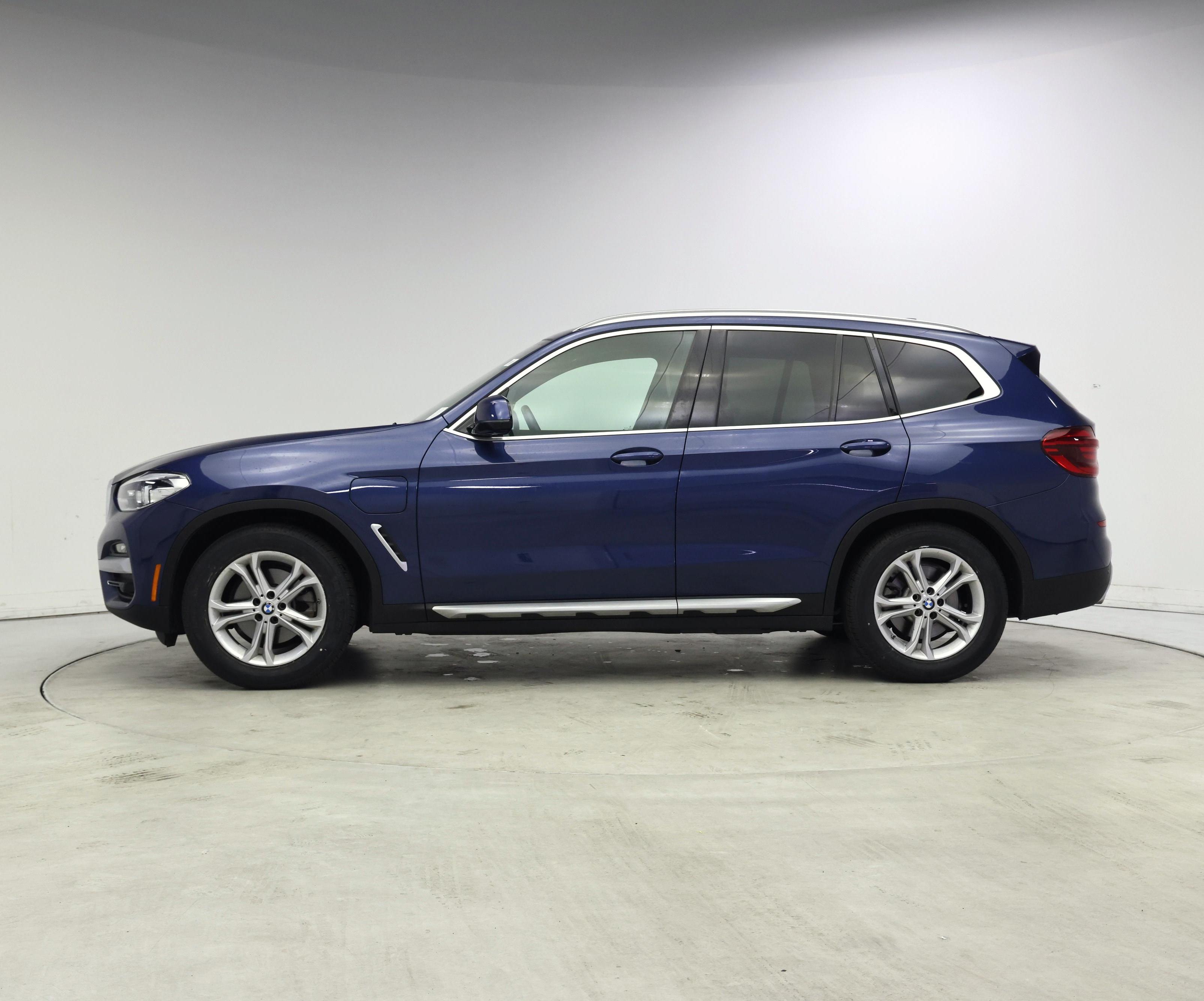 Thumbnail: 2021 BMW X3 - 3