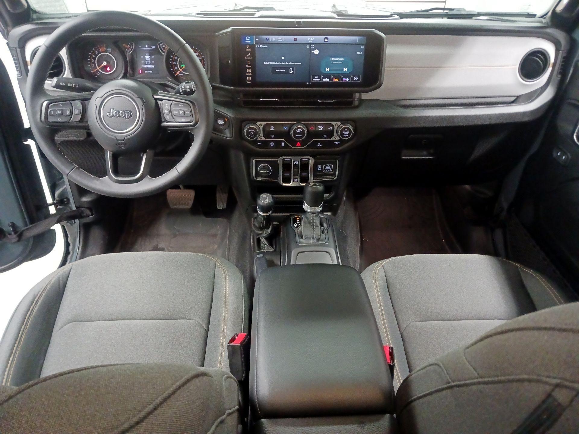 Thumbnail: 2025 Jeep Wrangler - 9