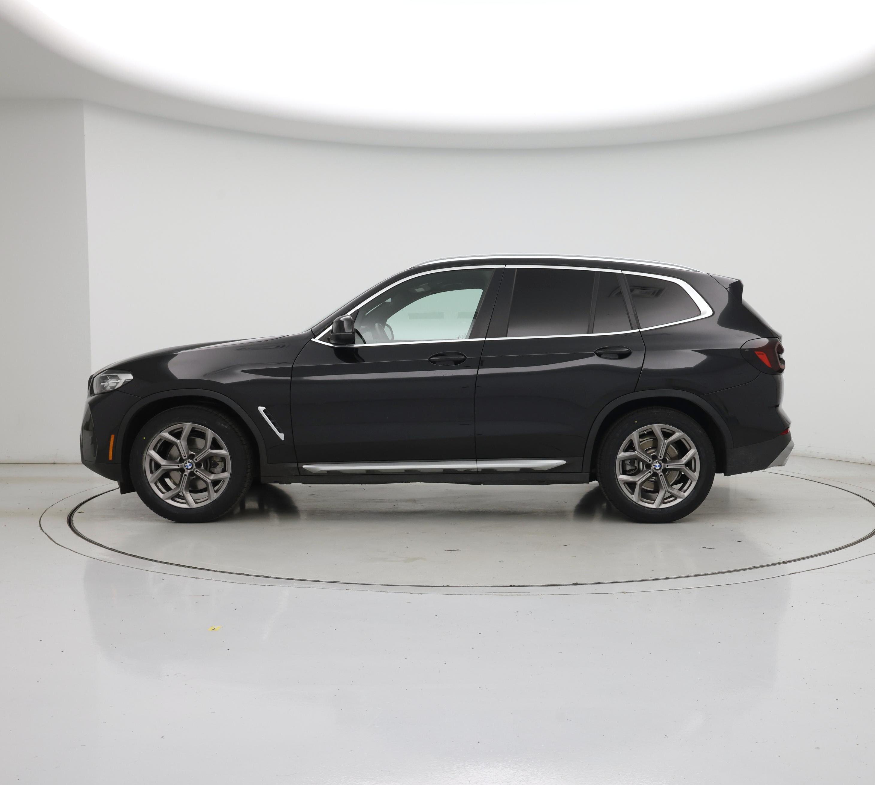 Thumbnail: 2023 BMW X3 - 3