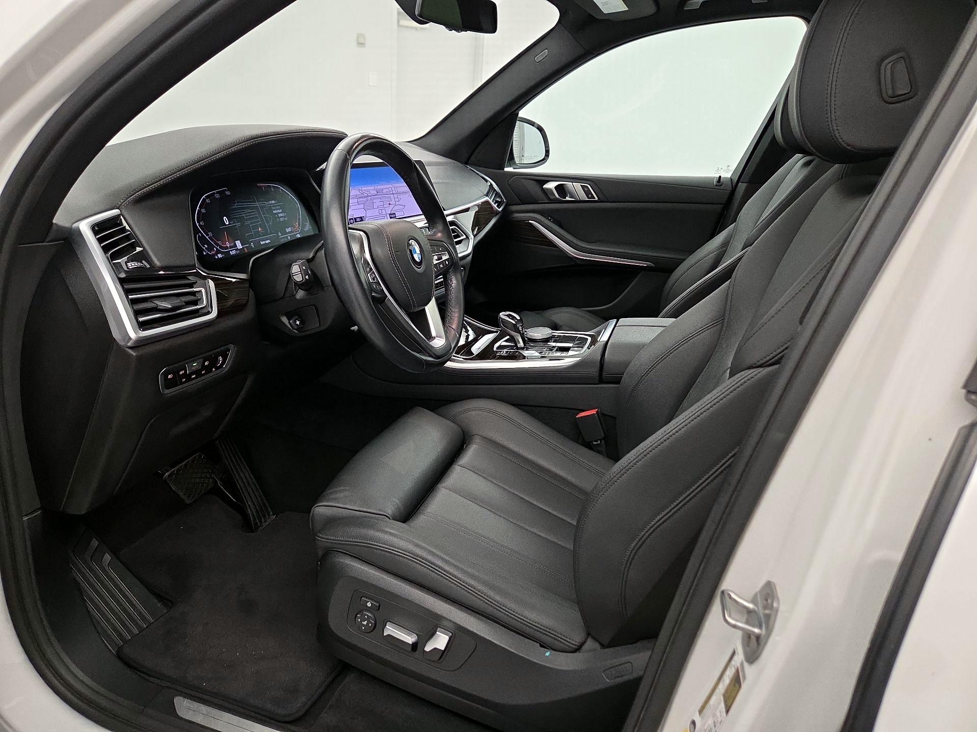 Thumbnail: 2020 BMW X5 - 11