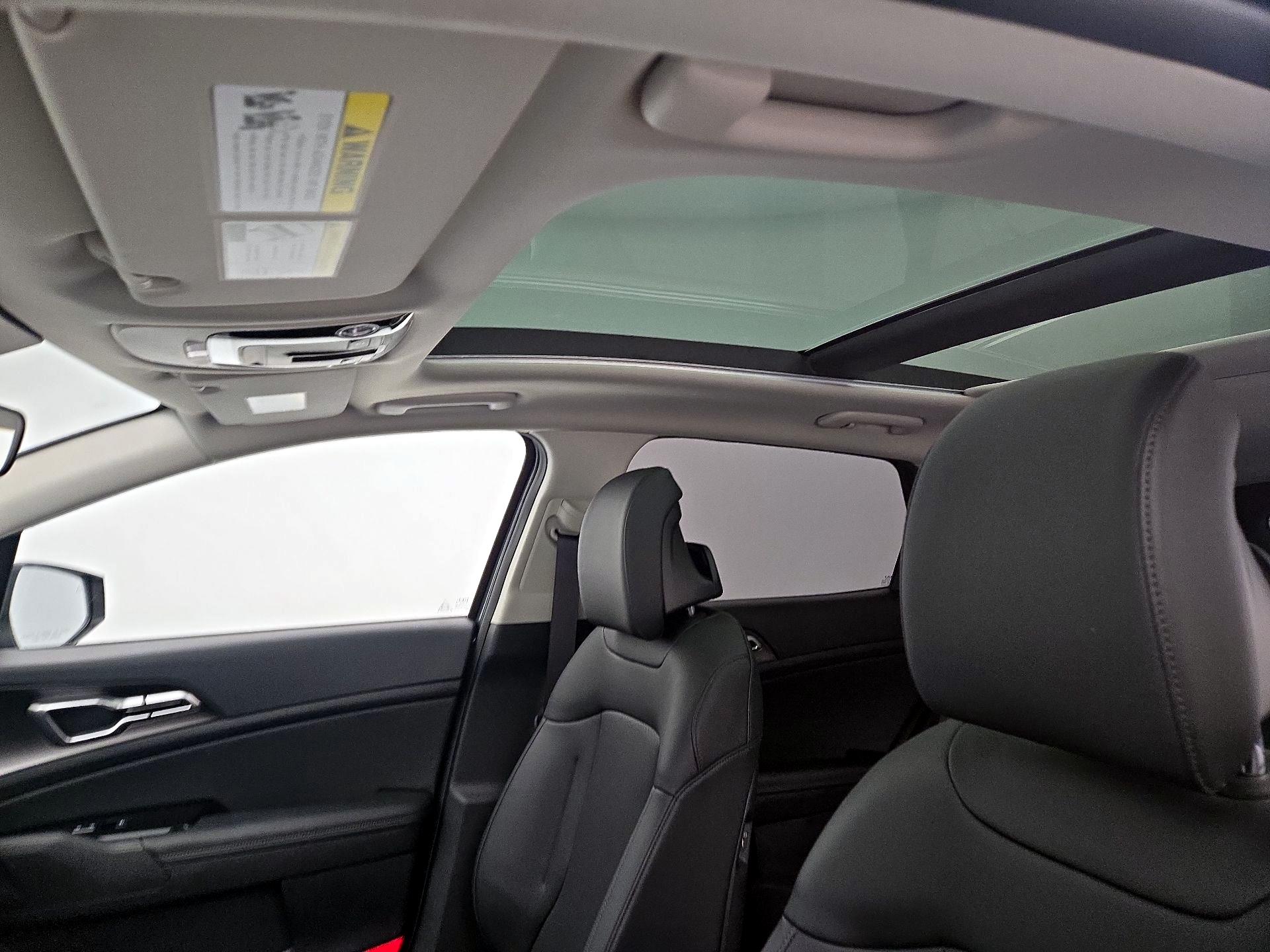 Thumbnail: 2025 Kia Sportage - 20