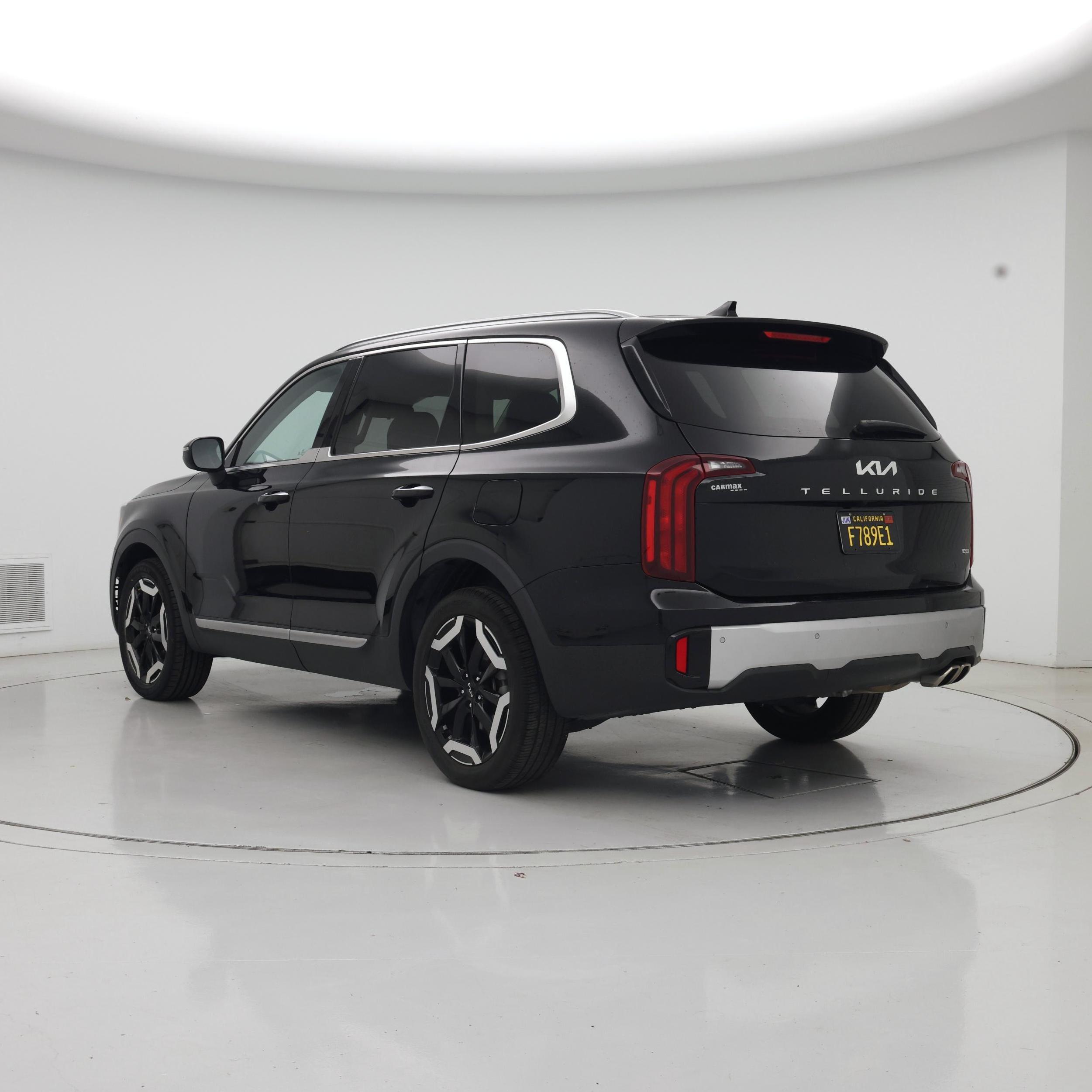 Thumbnail: 2023 Kia Telluride - 2