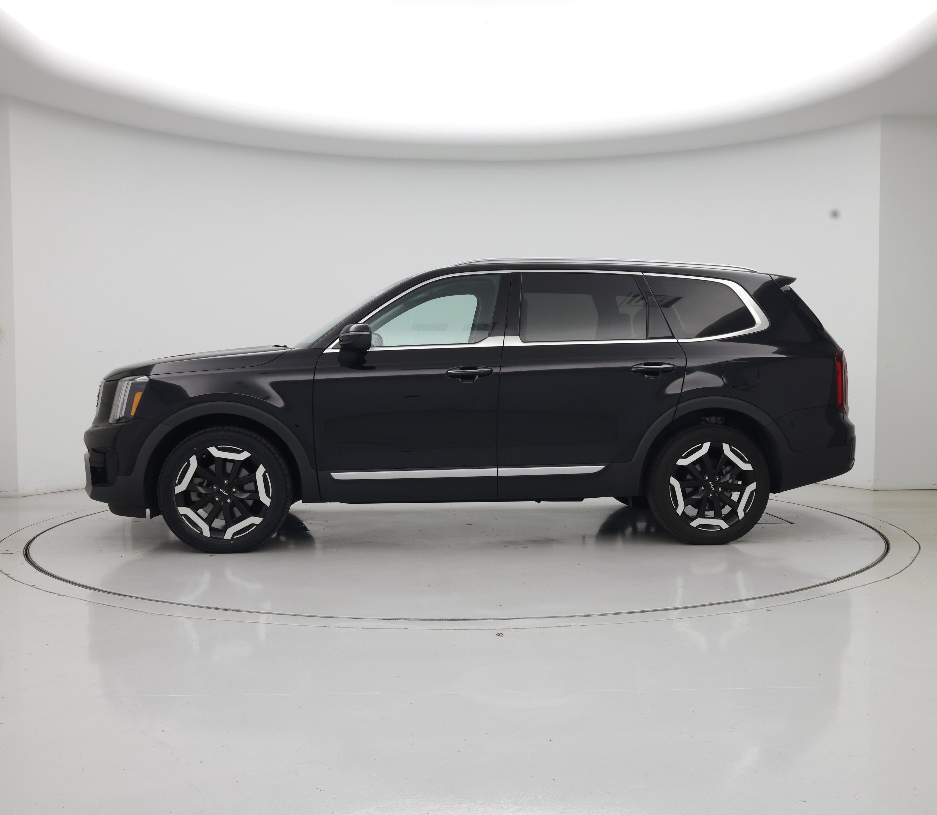 Thumbnail: 2023 Kia Telluride - 3