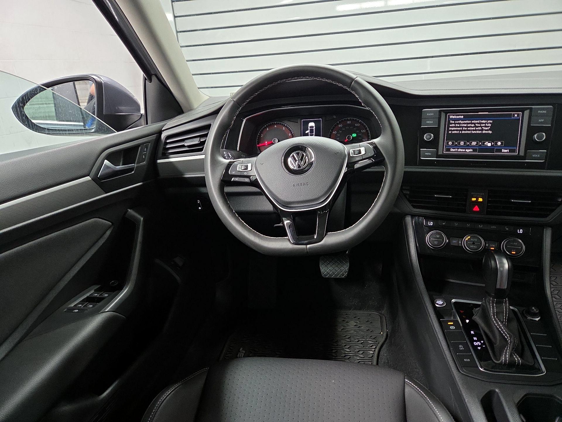 Thumbnail: 2021 Volkswagen Jetta - 10