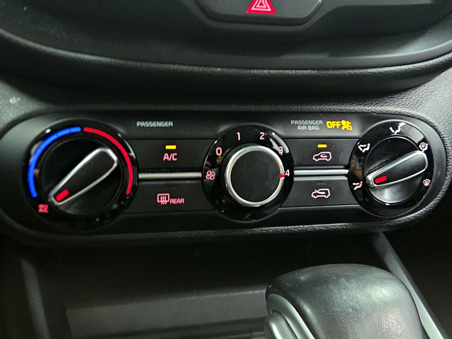Thumbnail: 2021 Kia Soul - 16