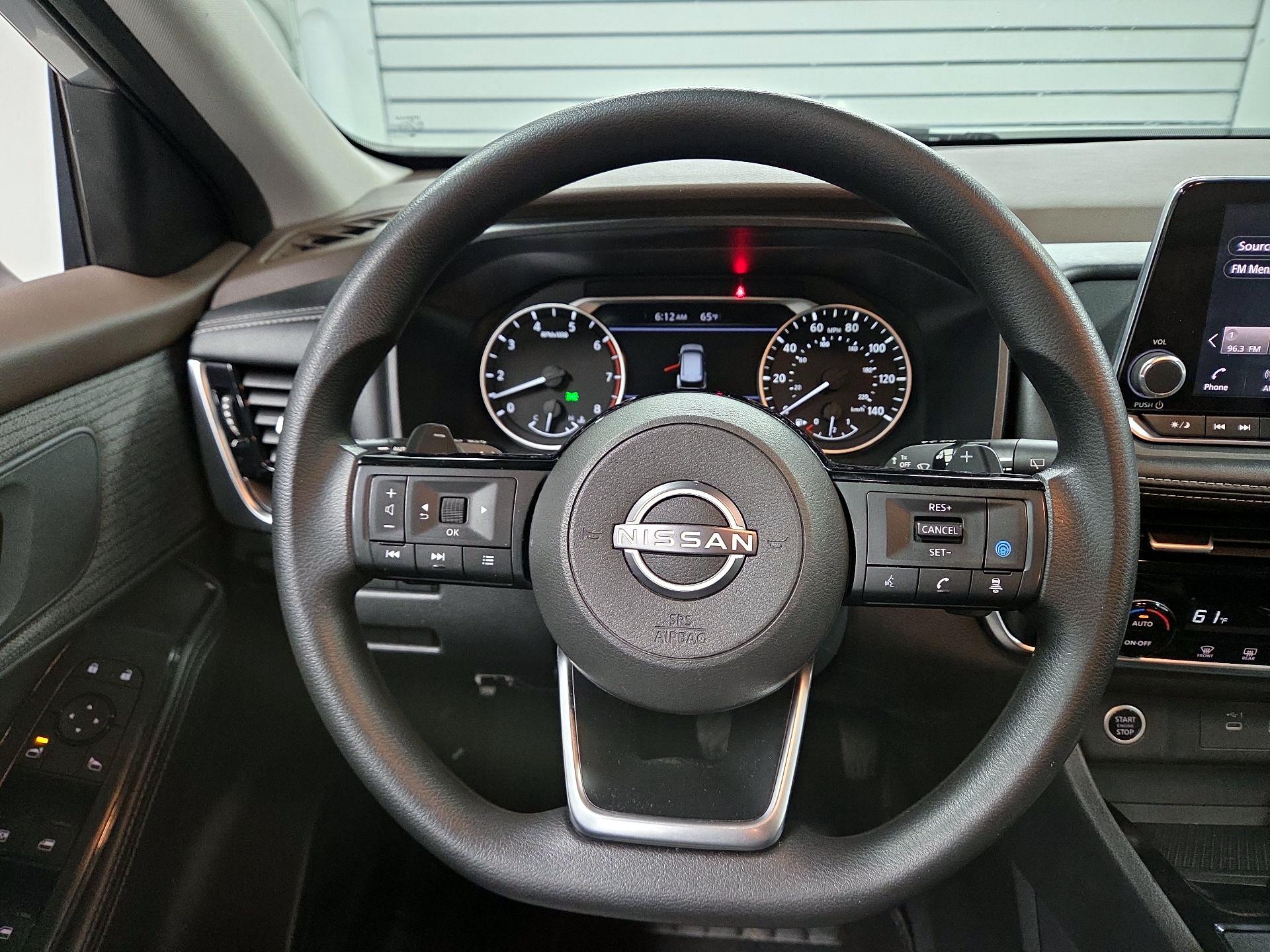 Thumbnail: 2022 Nissan Rogue - 10