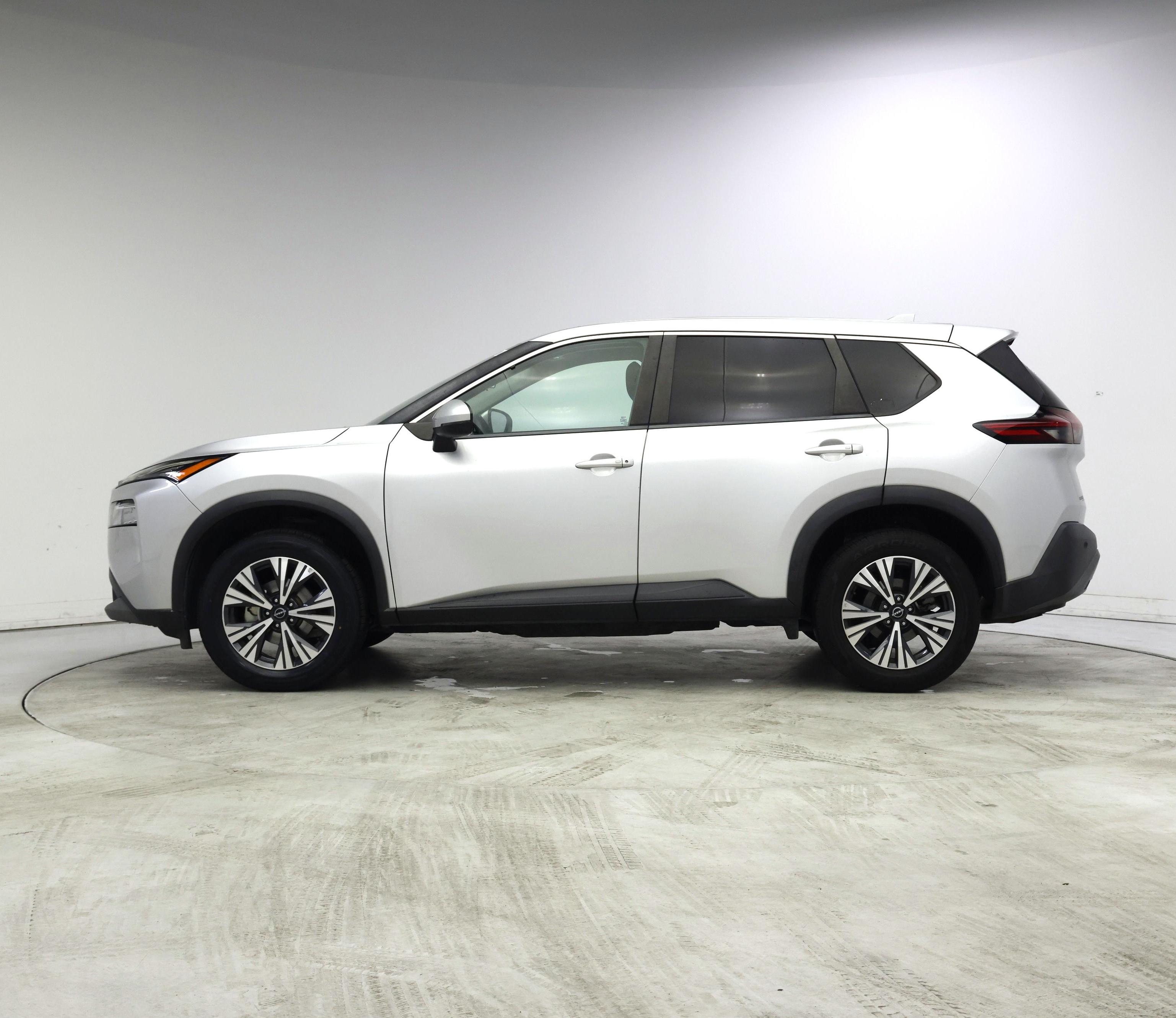 Thumbnail: 2022 Nissan Rogue - 3