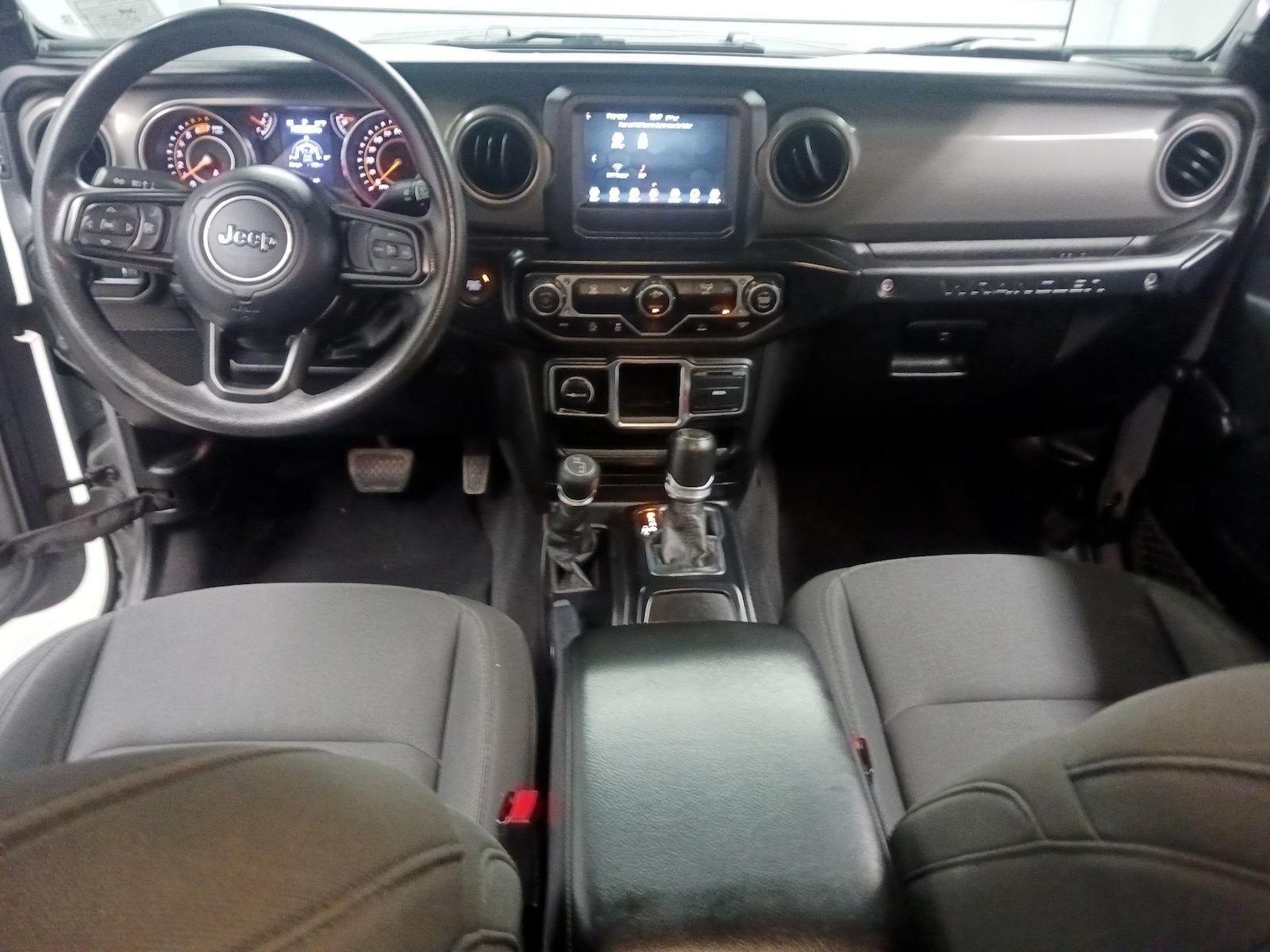 2023 Jeep Wrangler 4-Door Sport - Photo 10