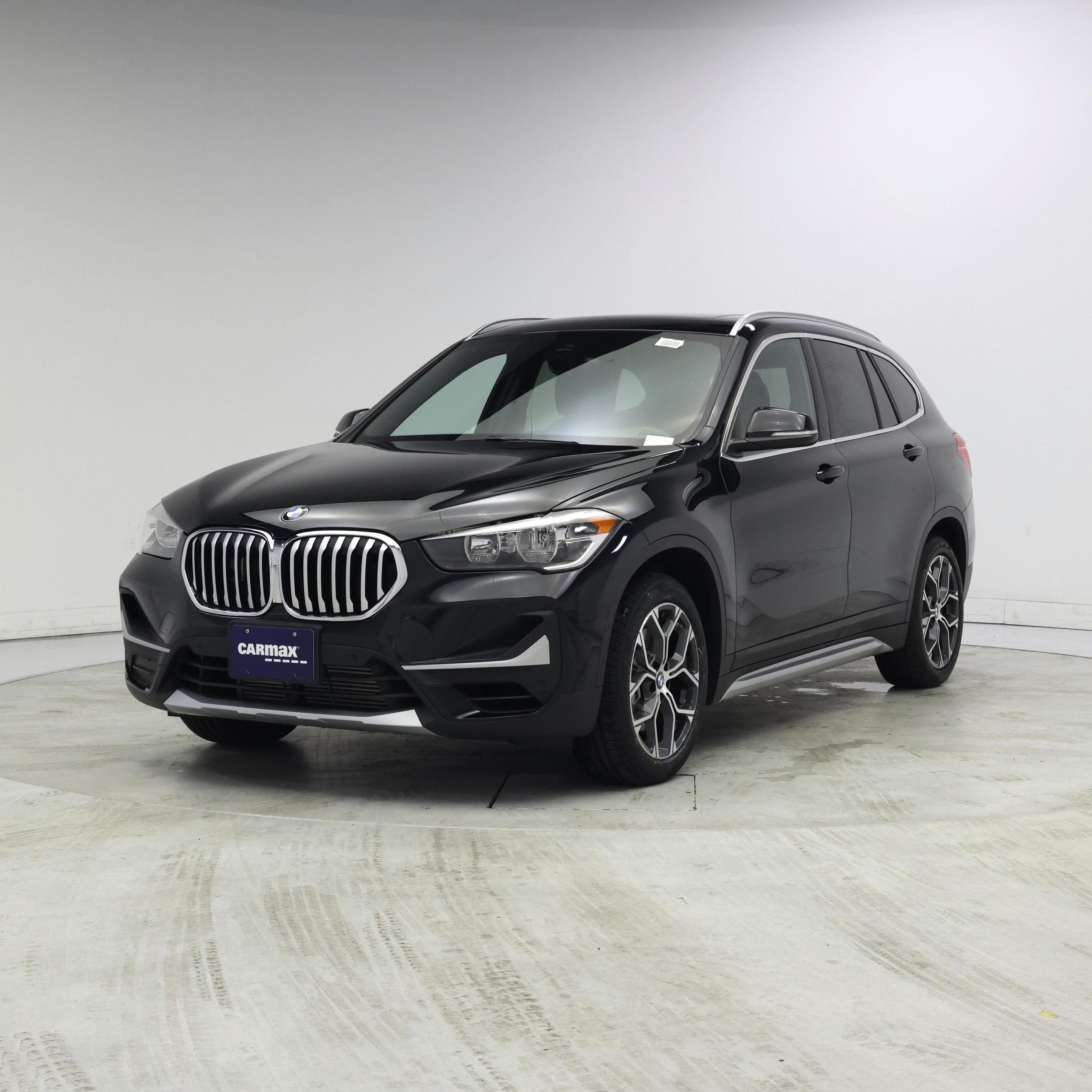 Thumbnail: 2021 BMW X1 - 4