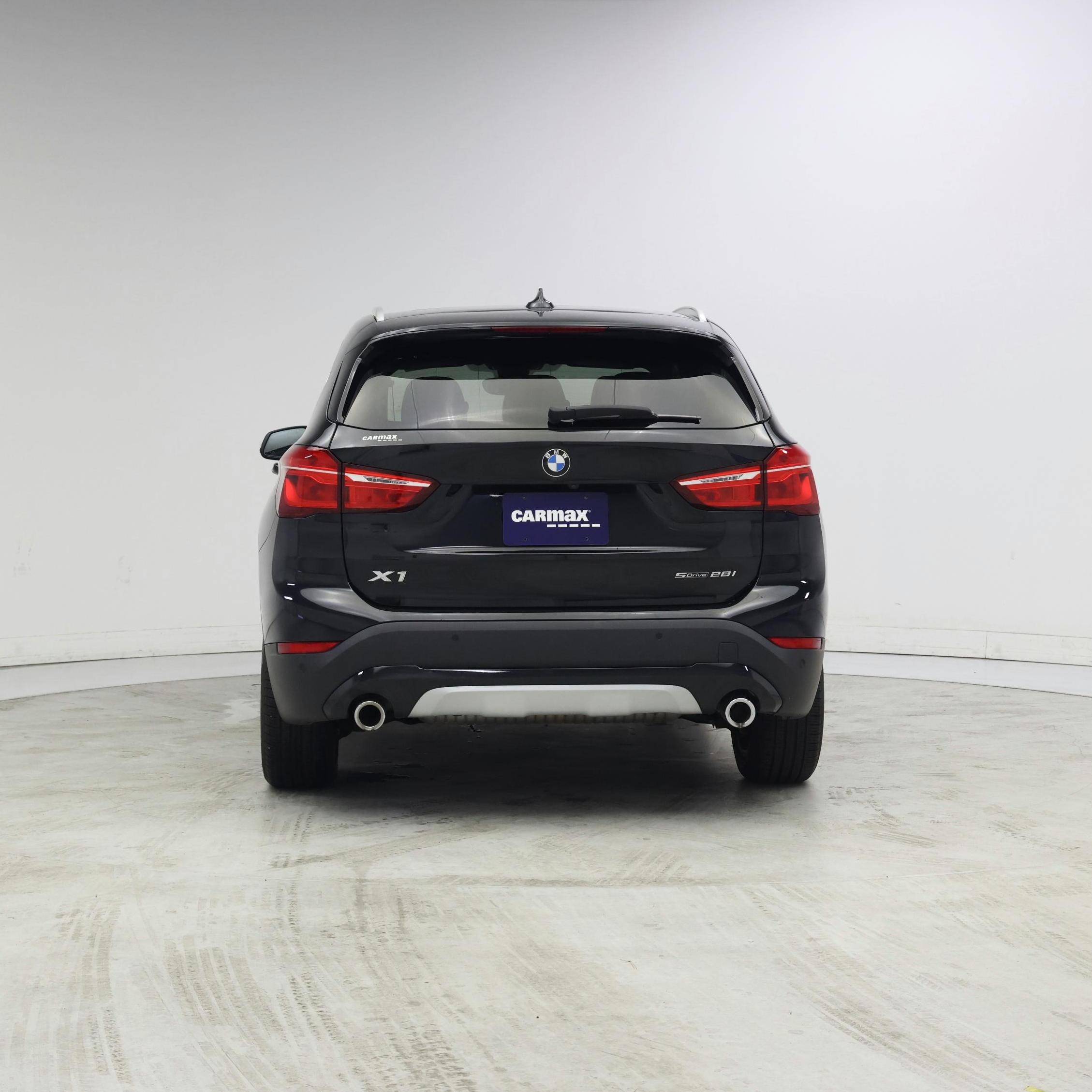 Thumbnail: 2021 BMW X1 - 6