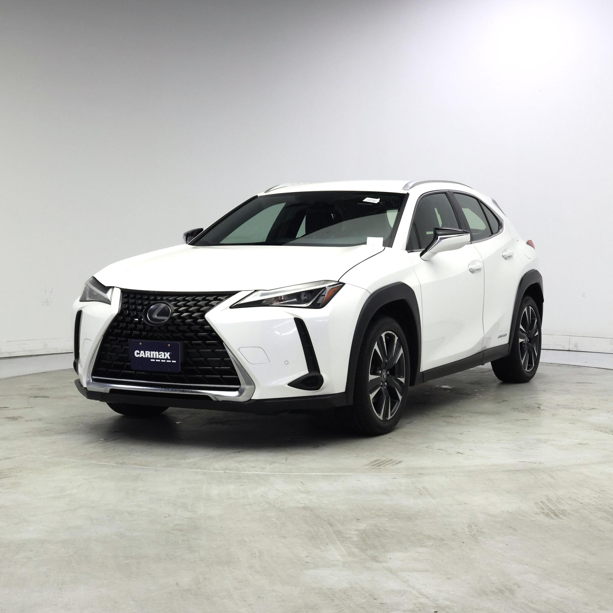 Thumbnail: 2021 Lexus UX - 4