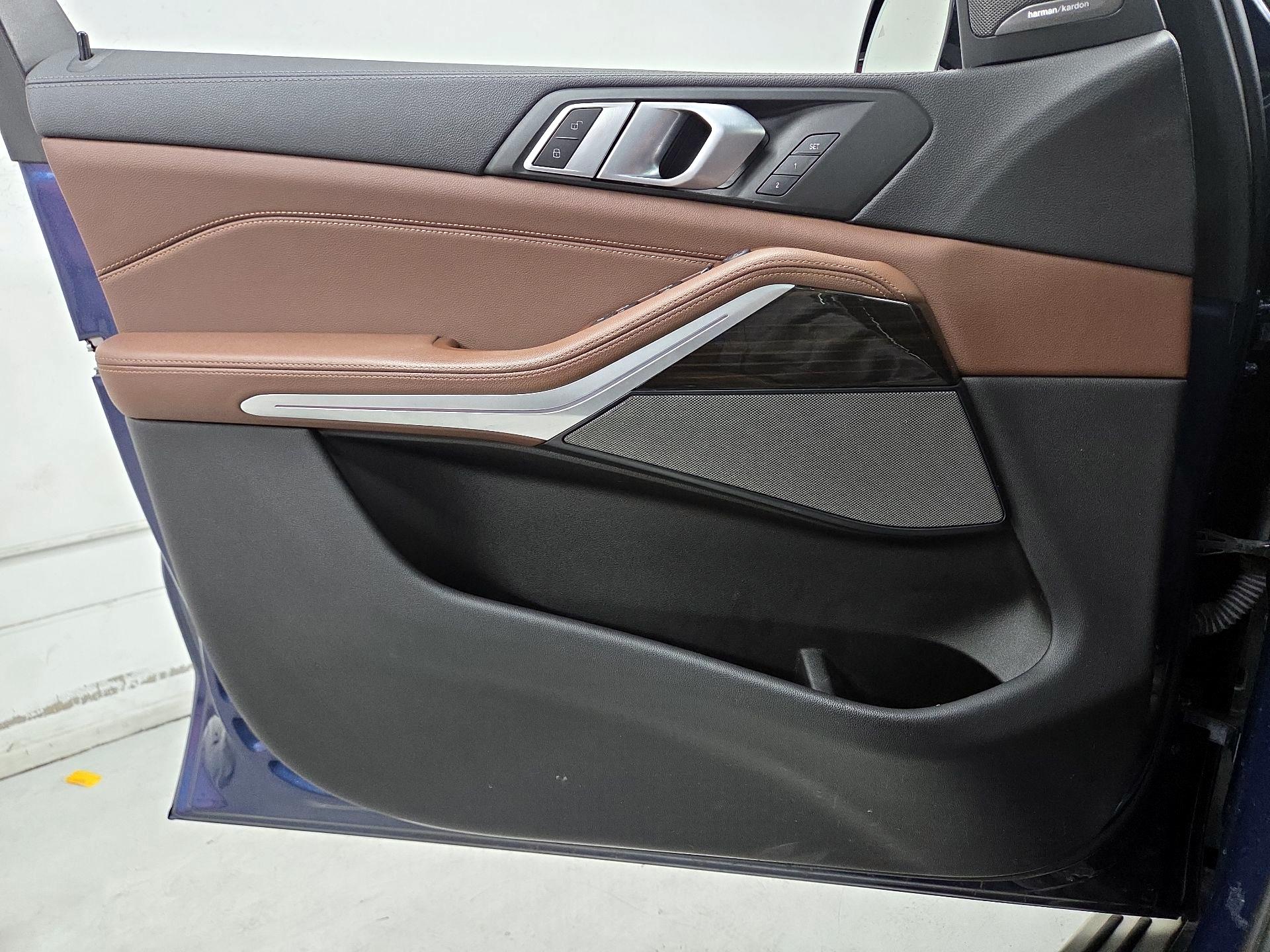 Thumbnail: 2021 BMW X5 - 12