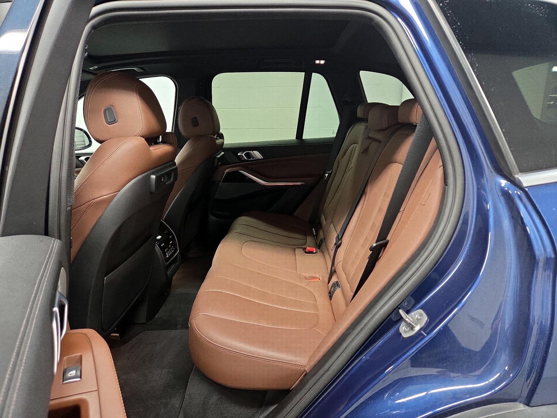 Thumbnail: 2021 BMW X5 - 16