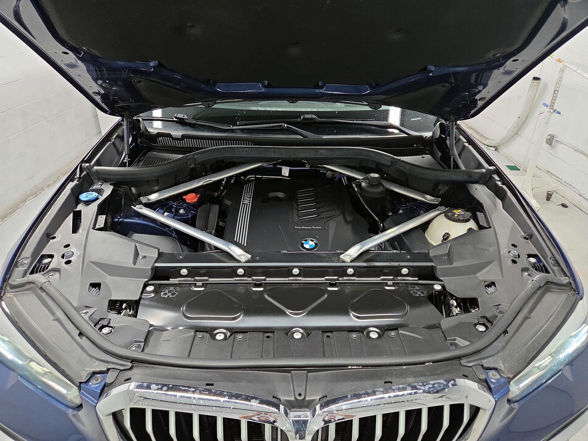 Thumbnail: 2021 BMW X5 - 18