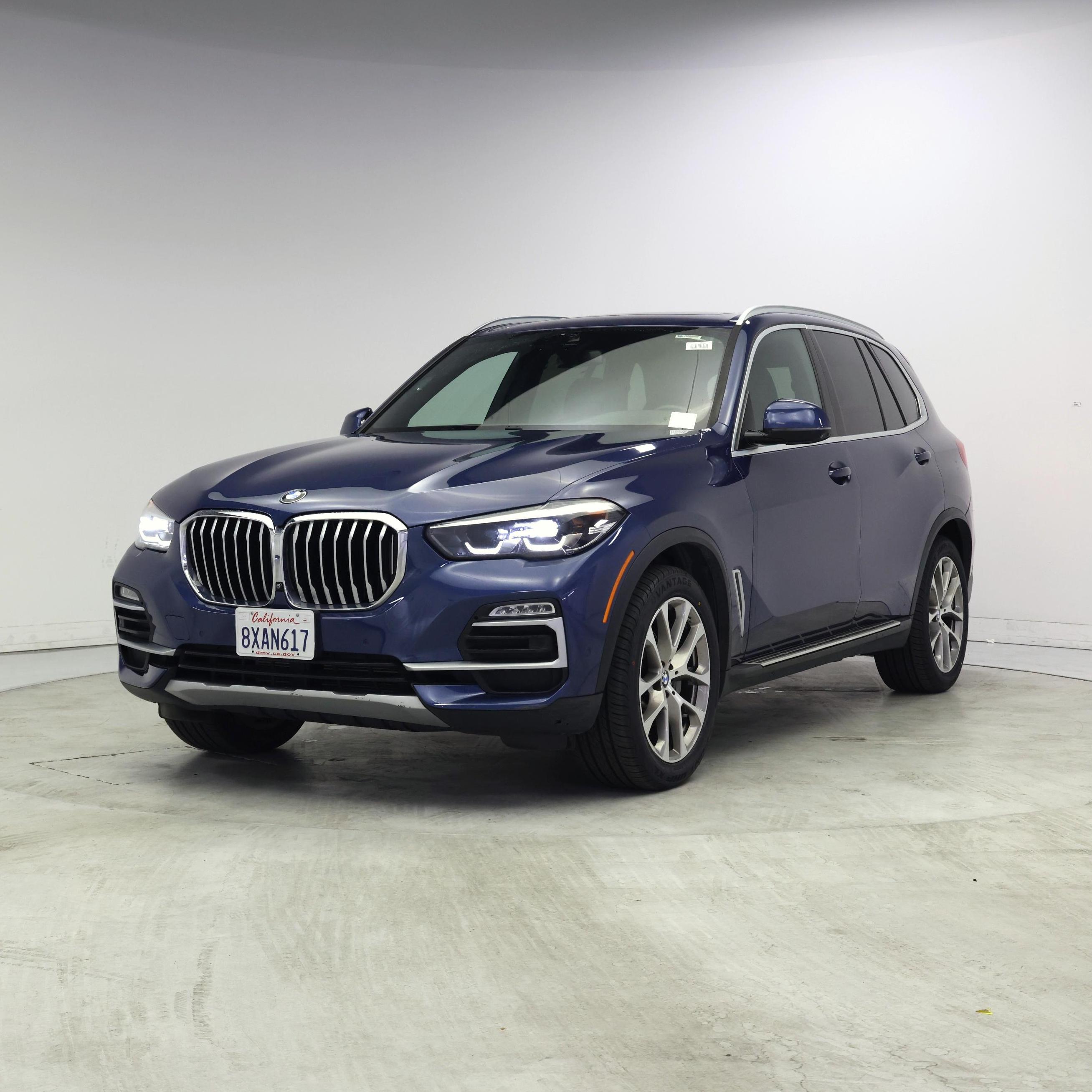 Thumbnail: 2021 BMW X5 - 4
