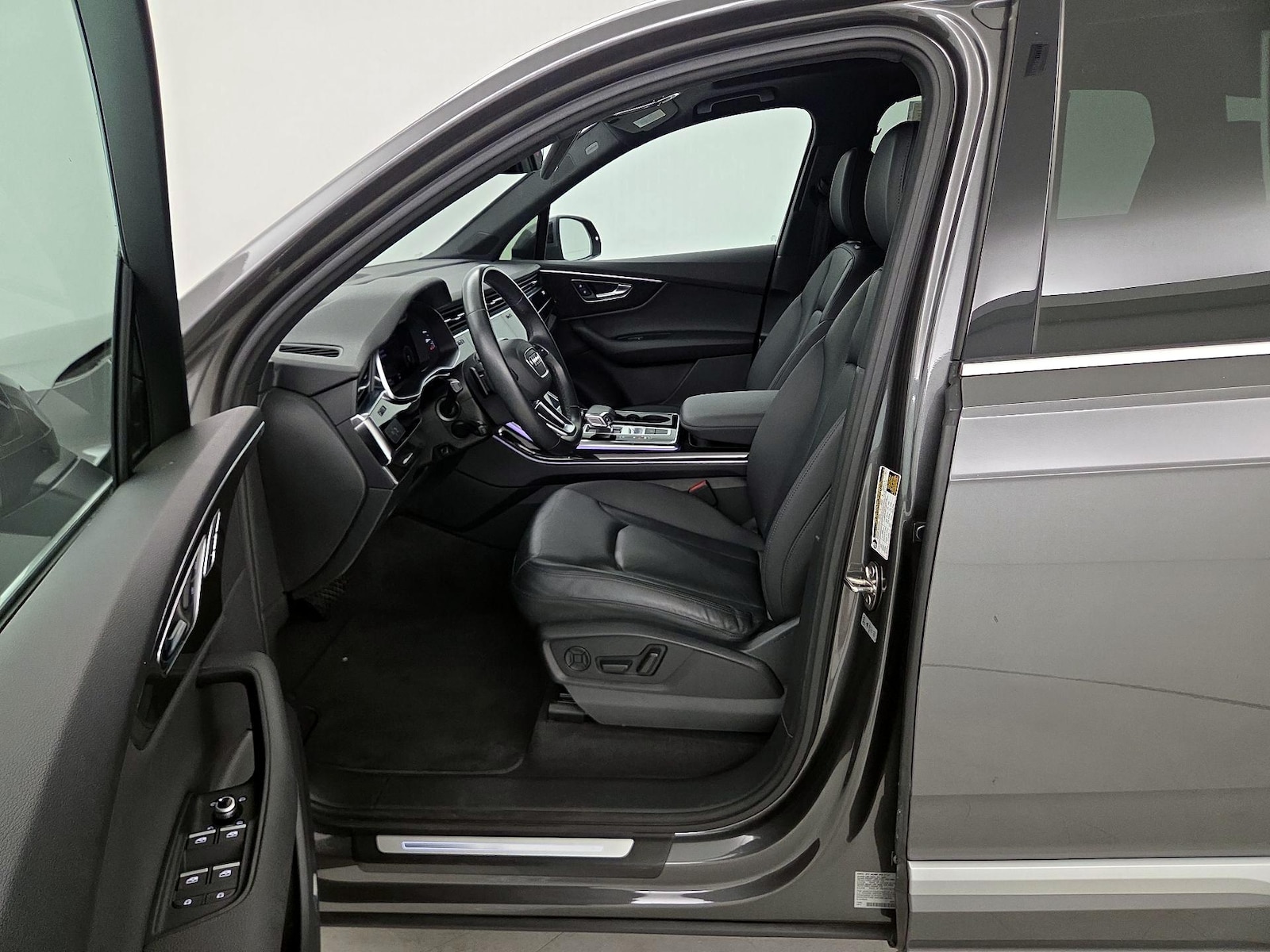 2022 Audi Q7 Premium Plus - Photo 12